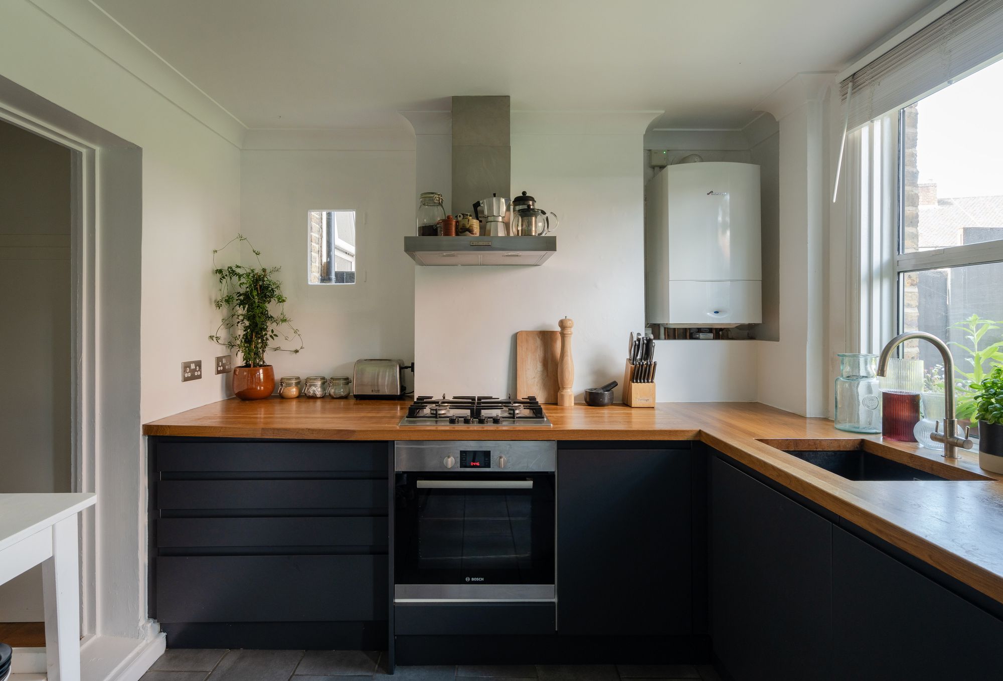 5 bed terraced house for sale in Devonshire Close, Stratford, London, E15 - Property Image 10