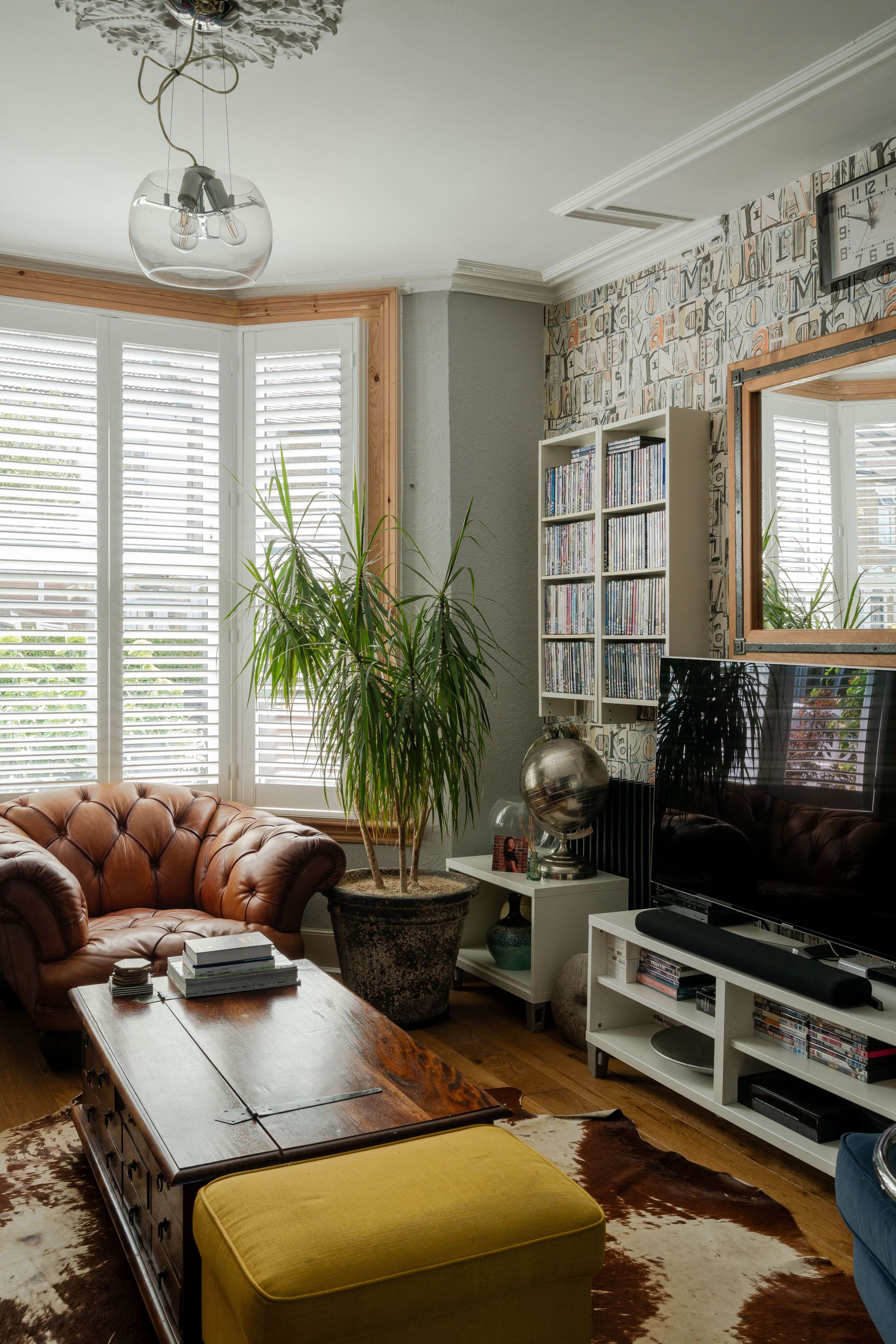 5 bed terraced house for sale in Devonshire Close, Stratford, London, E15 - Property Image 4