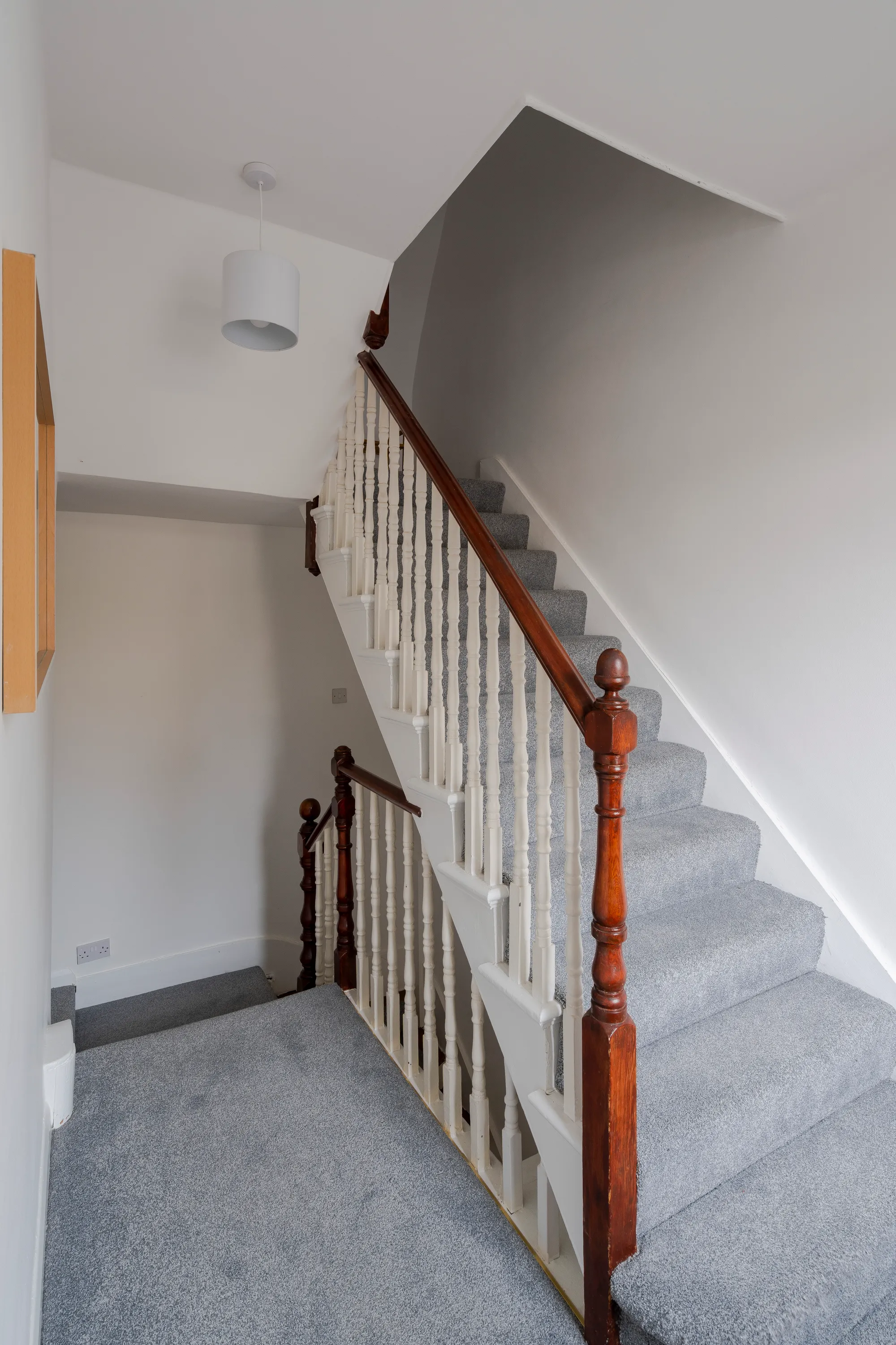 5 bed end of terrace house for sale in Woodhouse Grove, East Ham  - Property Image 34