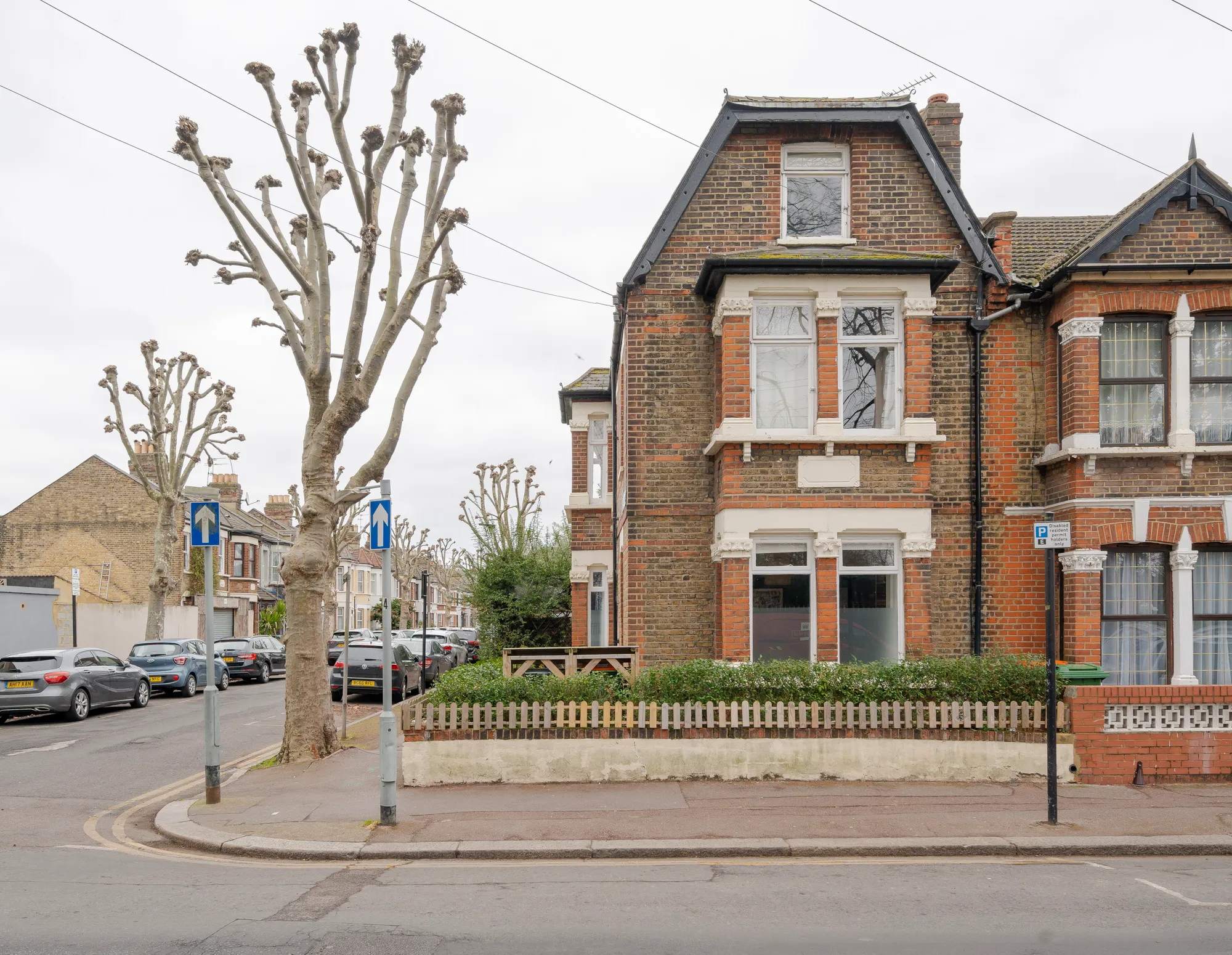 5 bed end of terrace house for sale in Woodhouse Grove, East Ham  - Property Image 43