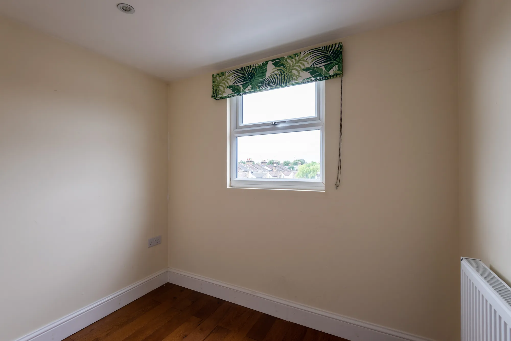 4 bed mid-terraced house for sale in Wragby Road, Leytonstone  - Property Image 44