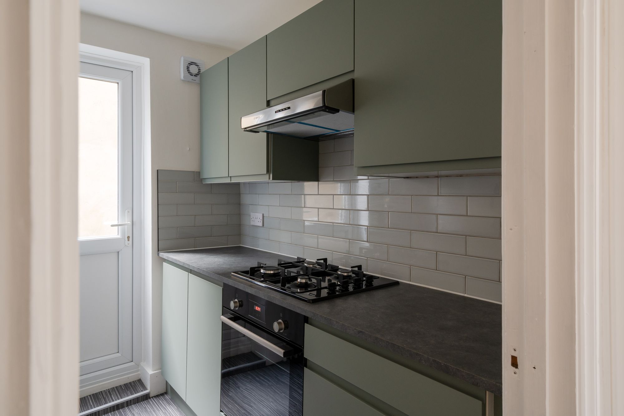 2 bed flat for sale in Tyndall Road, Leyton, London, E10  - Property Image 14