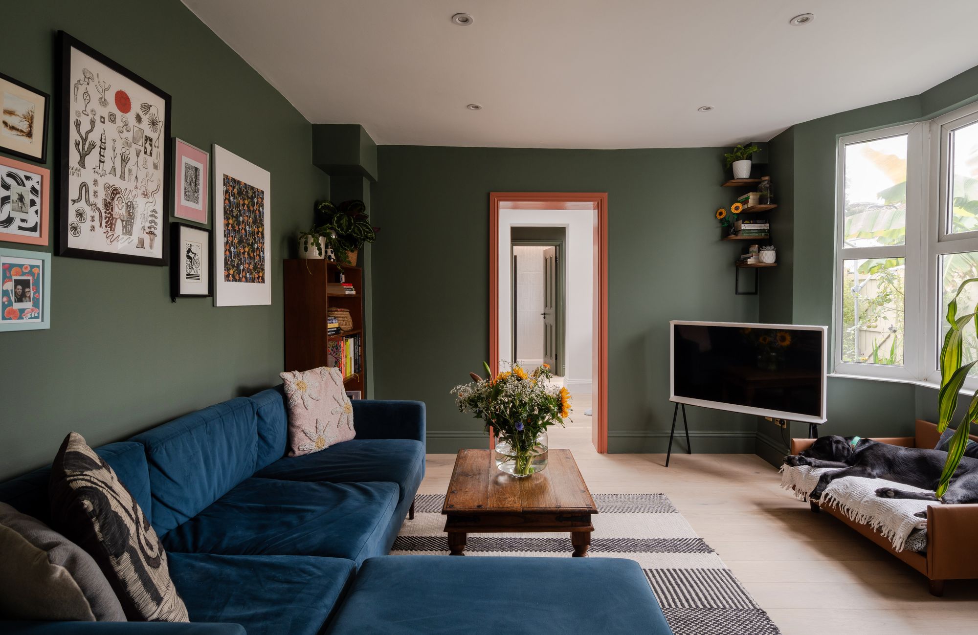 2 bed flat for sale in Selby Road, Leytonstone, London, E11  - Property Image 3