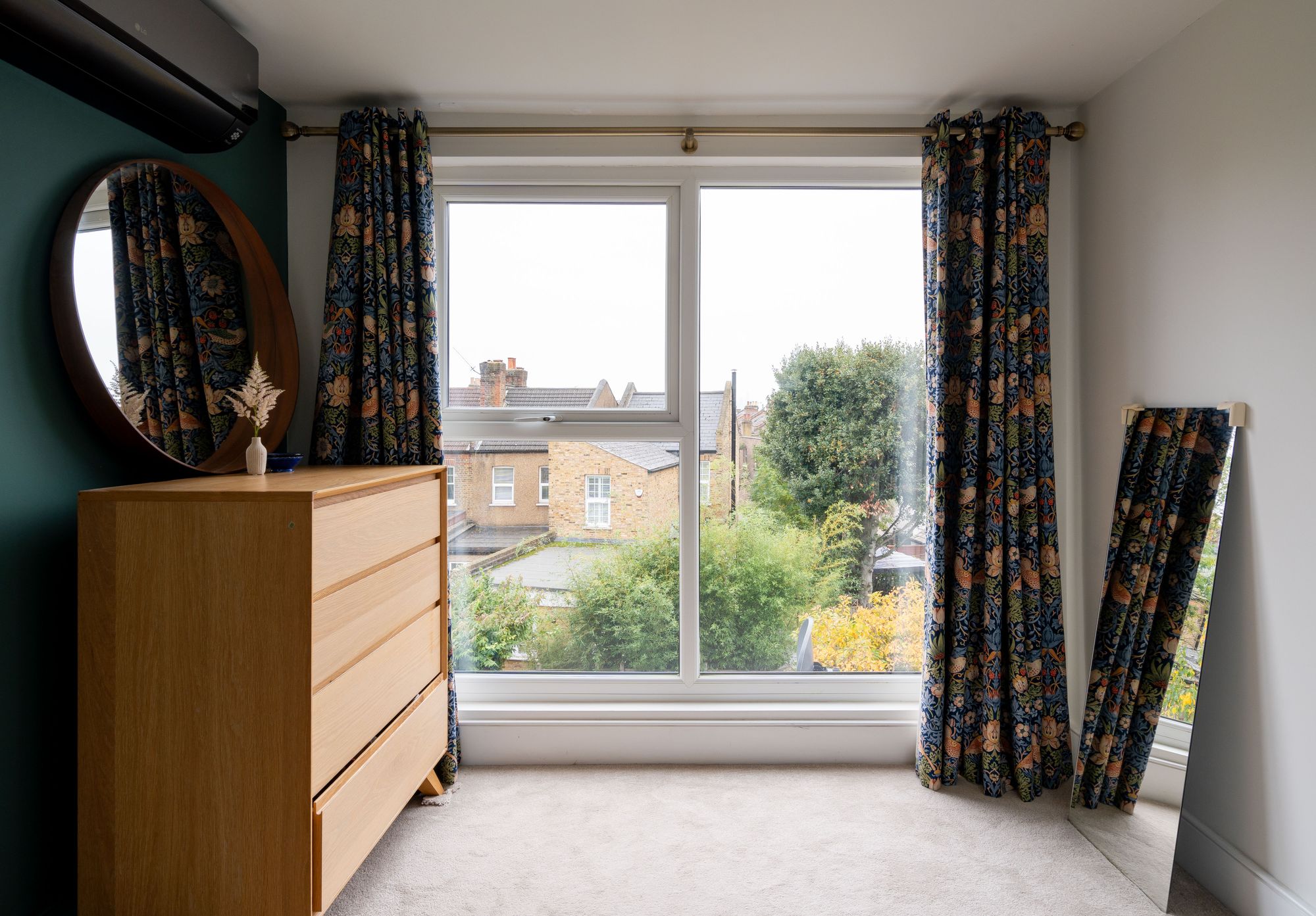 3 bed mid-terraced house for sale in Woodlands Road, Leytonstone, London, E11  - Property Image 32