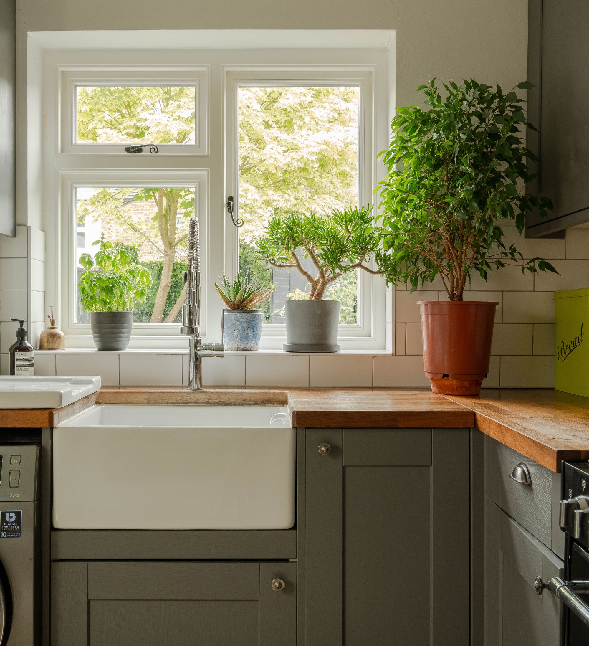 2 bed mid-terraced house for sale in Huddlestone Road, Forest Gate, London, E7 - Property Image 15