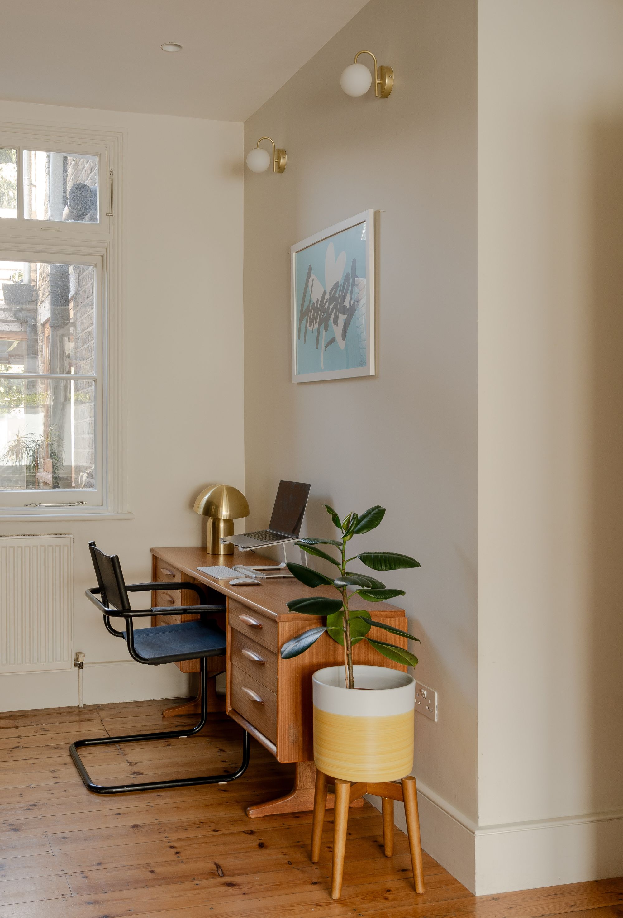 3 bed mid-terraced house for sale in Morley Road, Leyton, London, E10  - Property Image 8