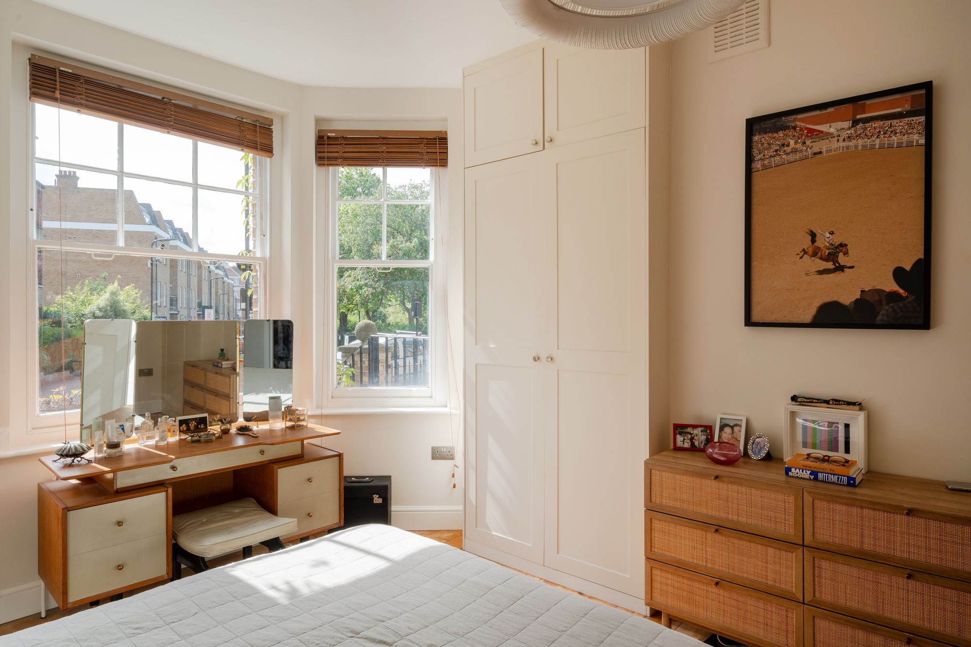 2 bed apartment for sale in Cavendish Mansions, Clapton Square, Hackney, E5  - Property Image 10