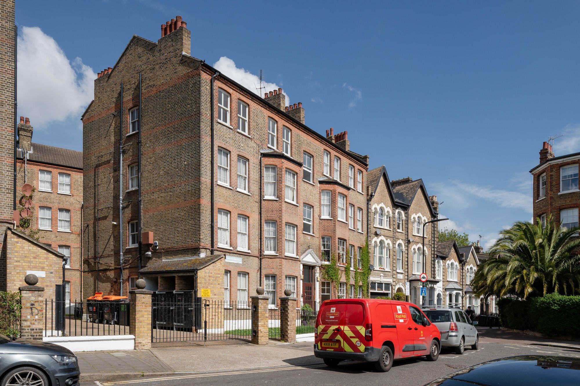 2 bed apartment for sale in Cavendish Mansions, Clapton Square, Hackney, E5  - Property Image 24