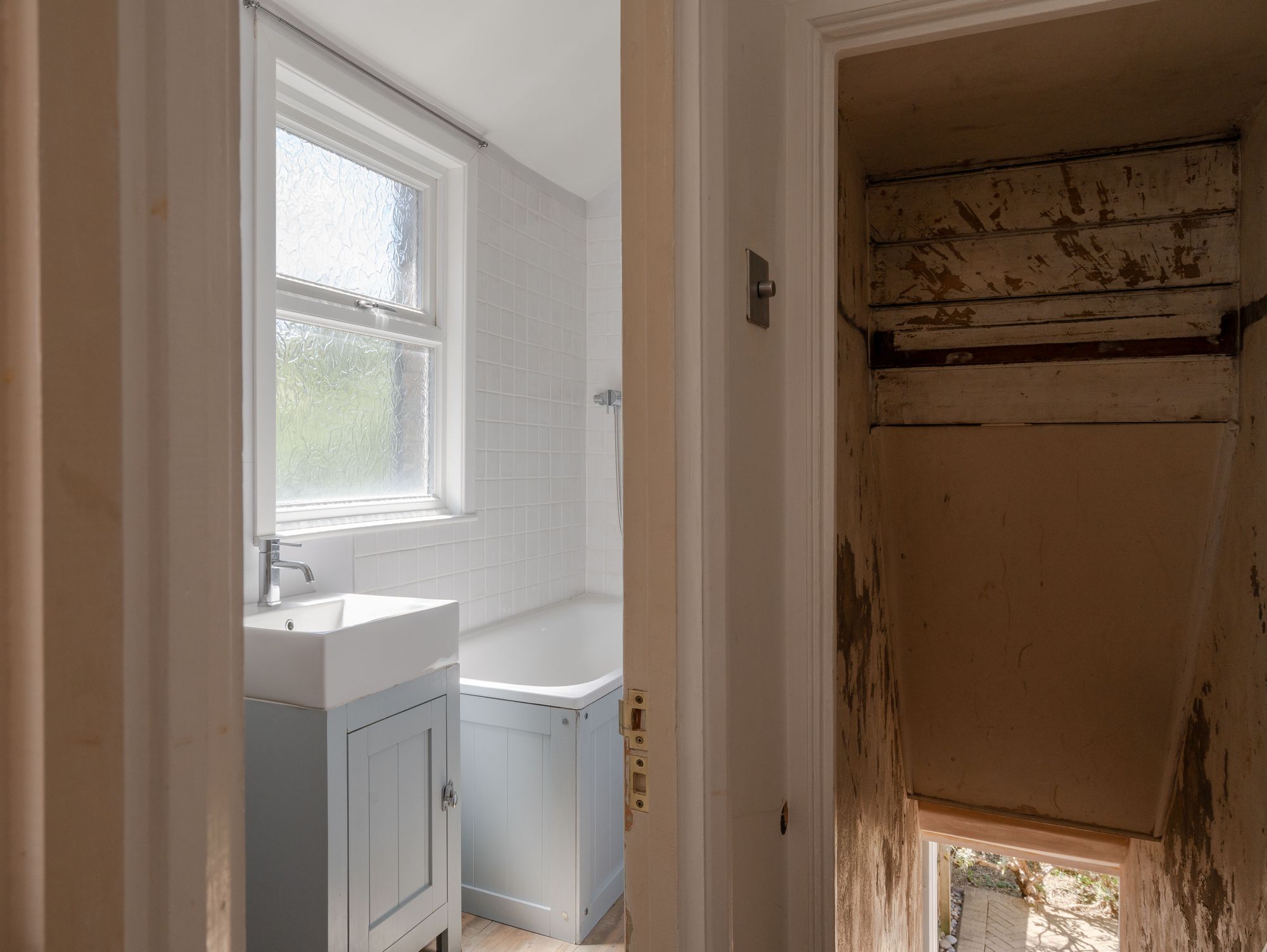 2 bed flat for sale in St. Annes Road, London, E11  - Property Image 17