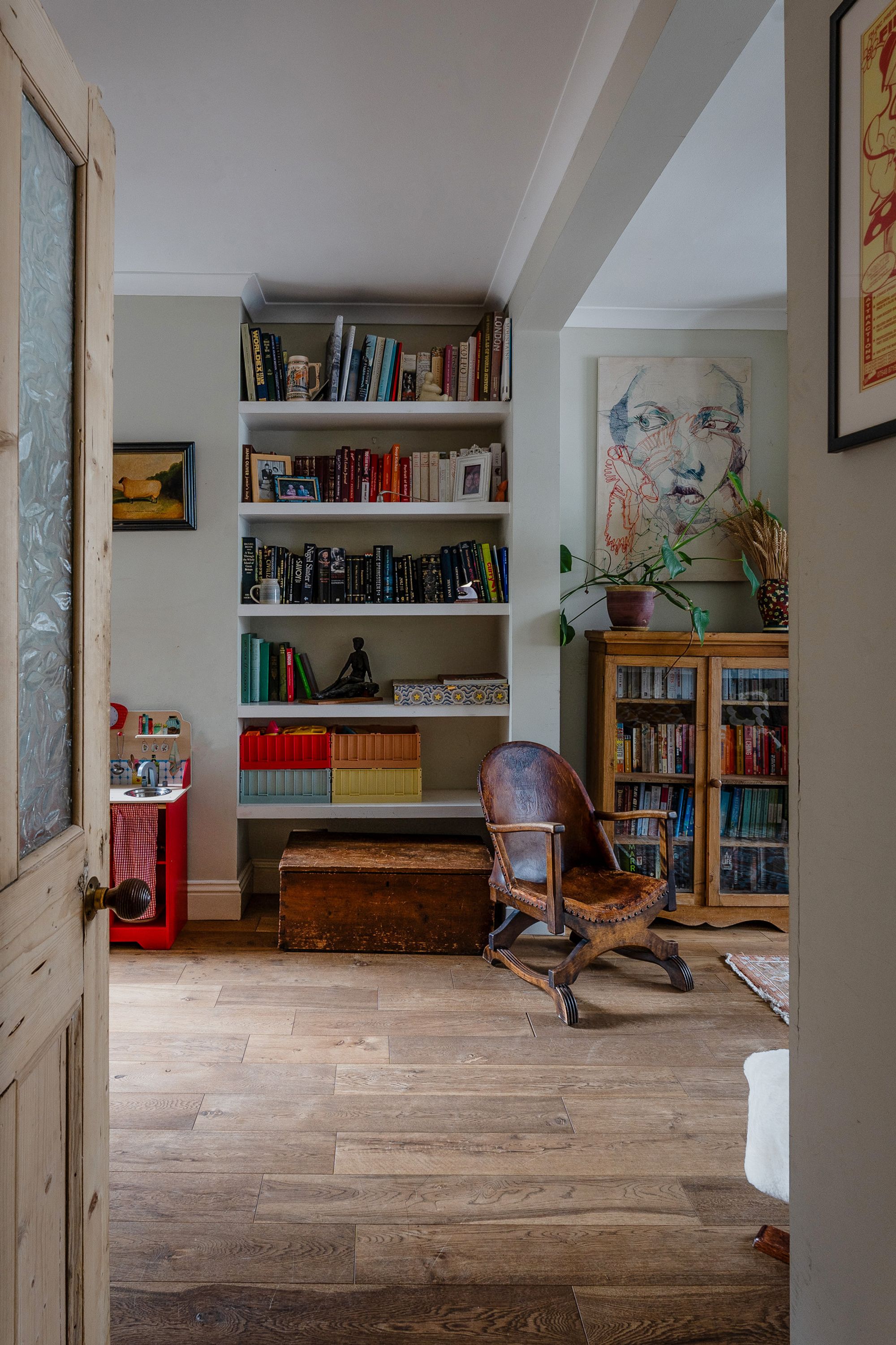 2 bed terraced house for sale in Ashville Road, Leytonstone, London, E11  - Property Image 4