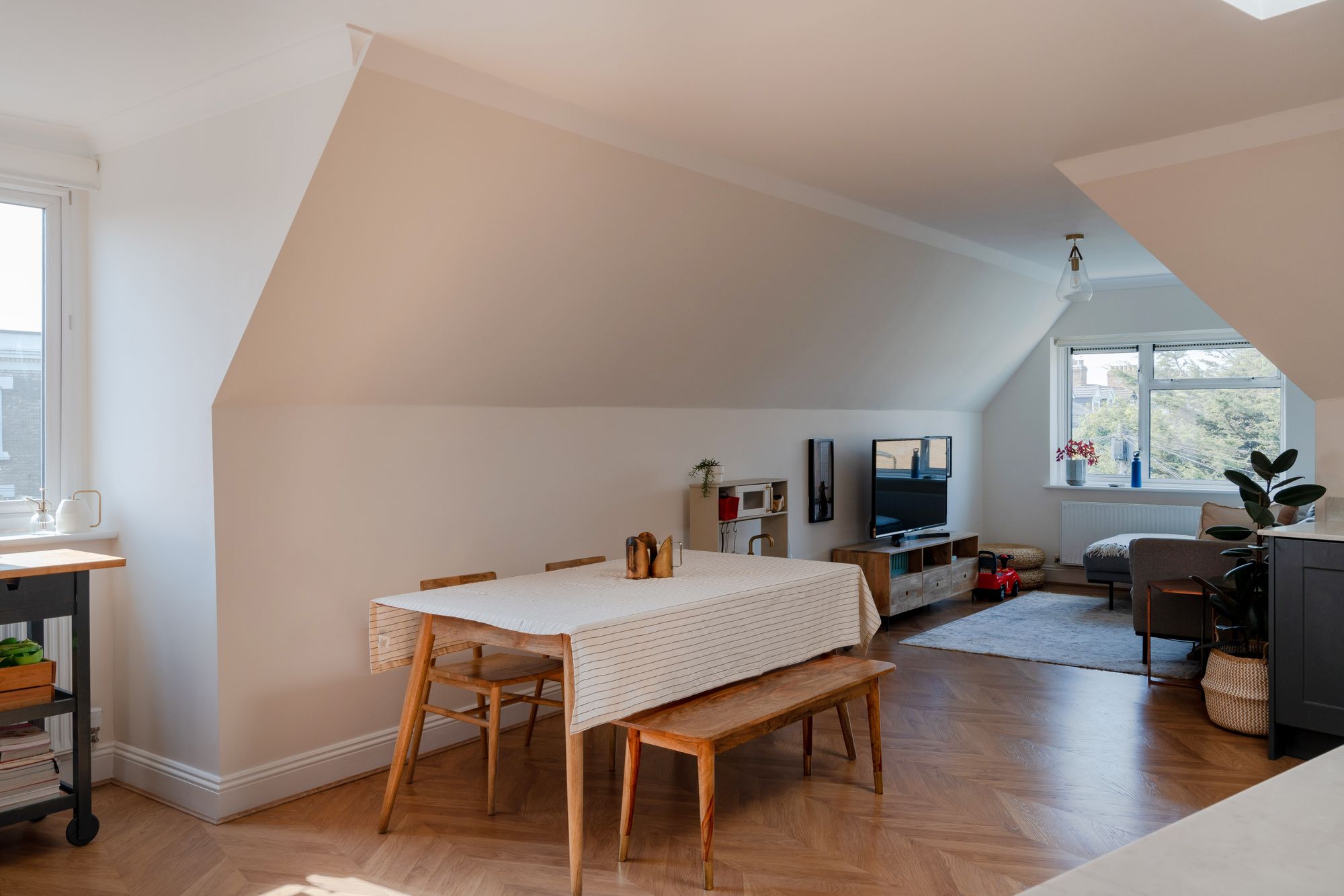 2 bed flat for sale in Wallwood Road, Upper Leytonstone, London, E11  - Property Image 5