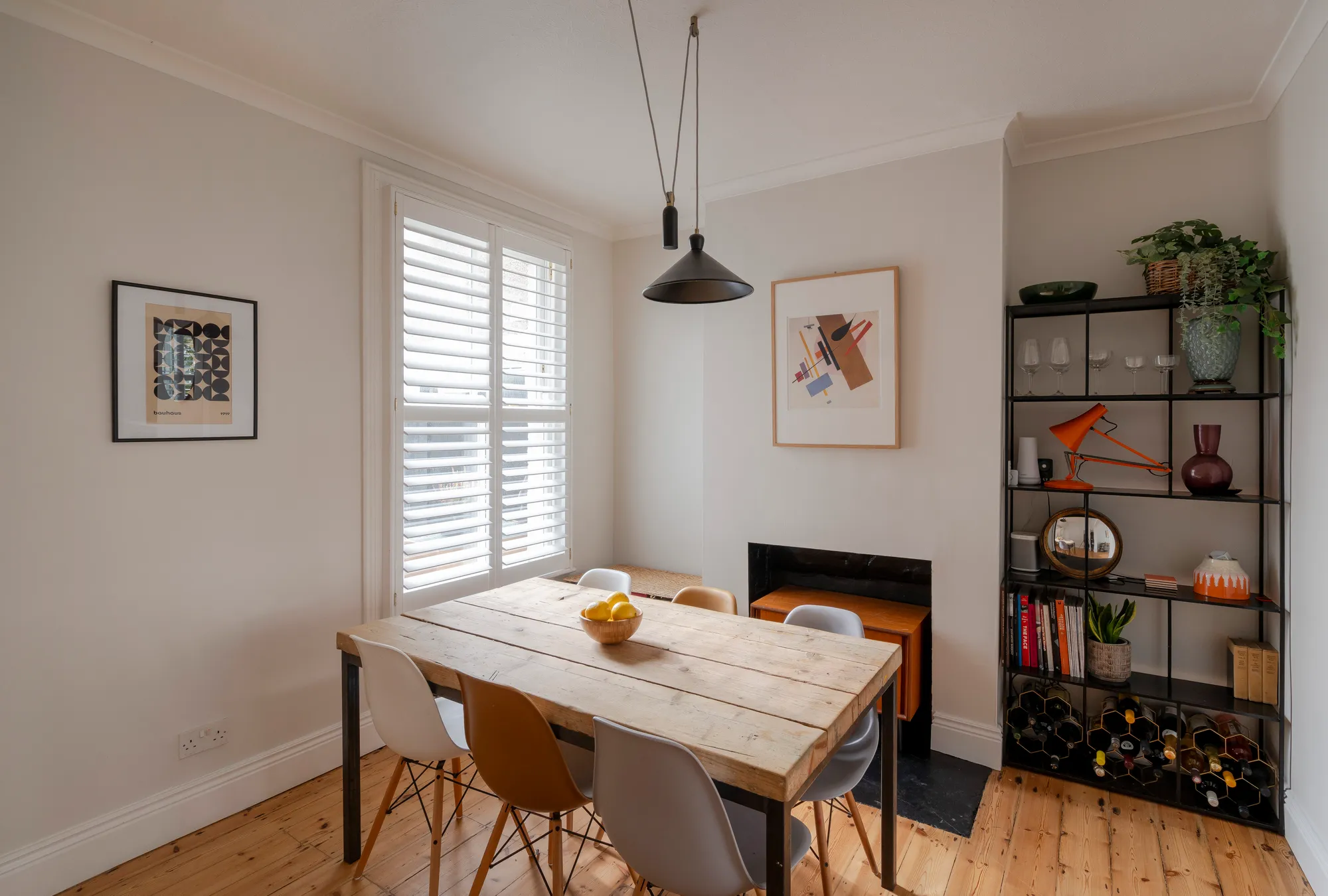 4 bed mid-terraced house for sale in Pearcroft Road, Leytonstone  - Property Image 9