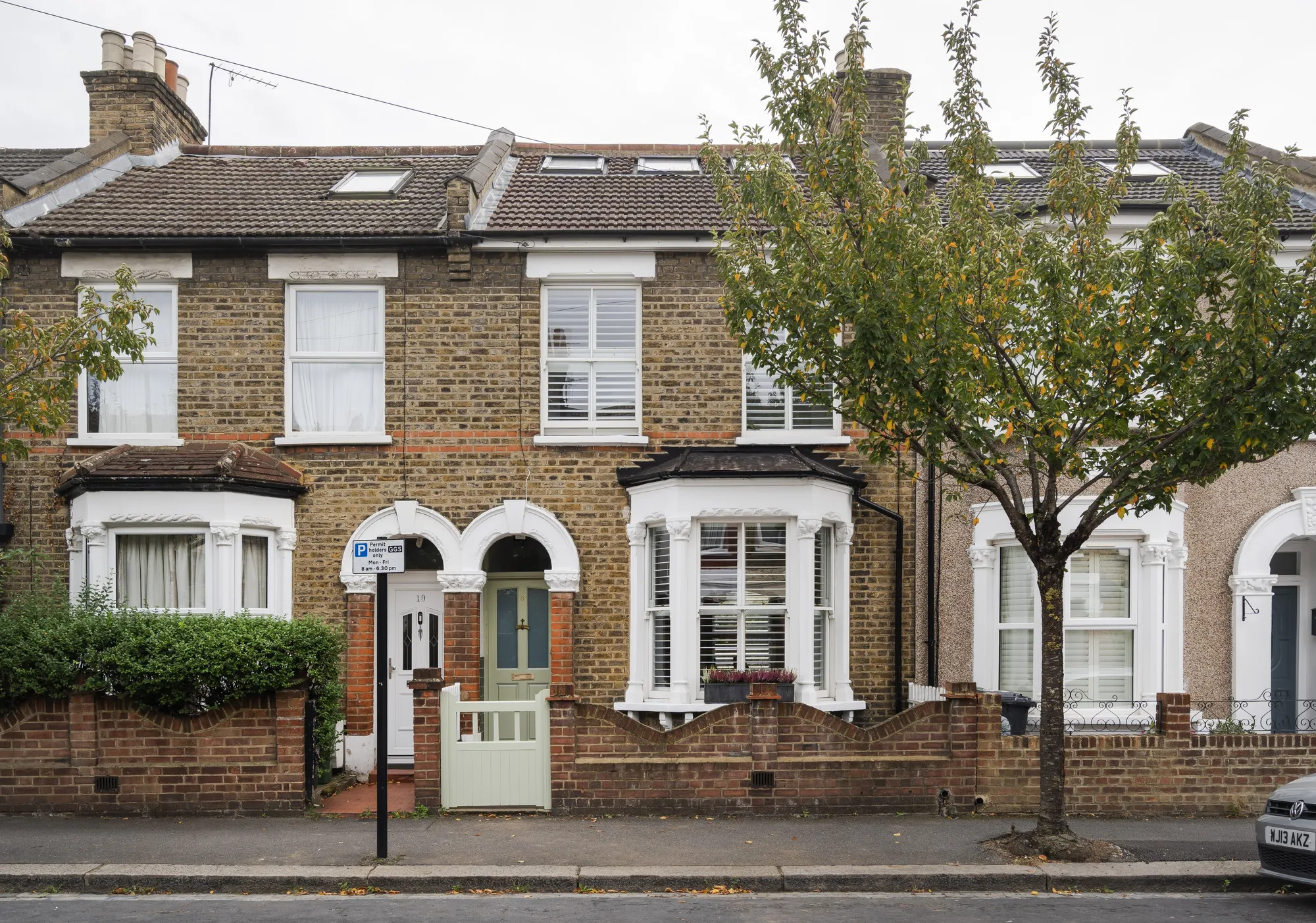 4 bed mid-terraced house for sale in Pearcroft Road, Leytonstone  - Property Image 2