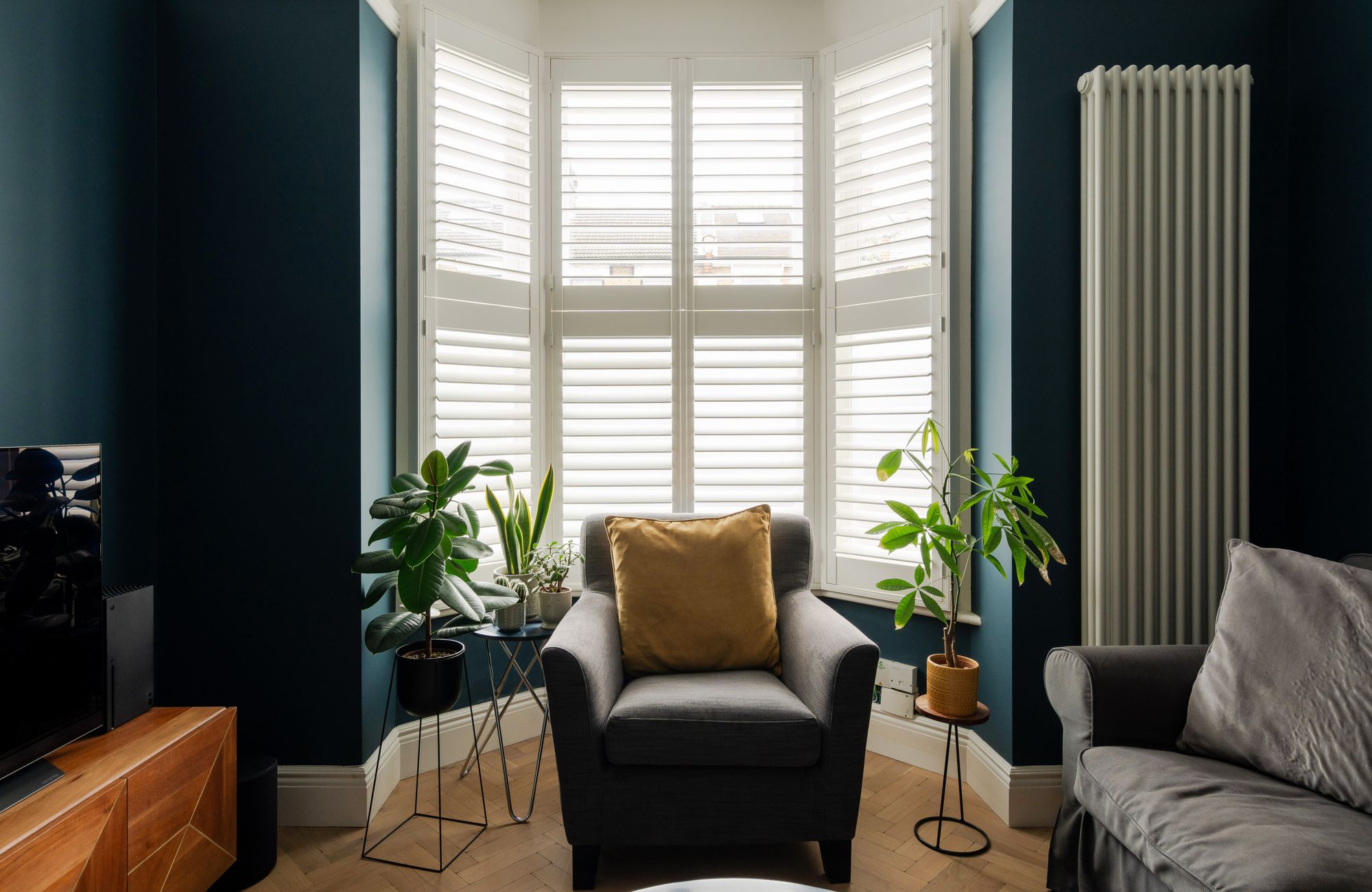 3 bed mid-terraced house for sale in Grove Road, Bushwood, Leytonstone, E11 - Property Image 2