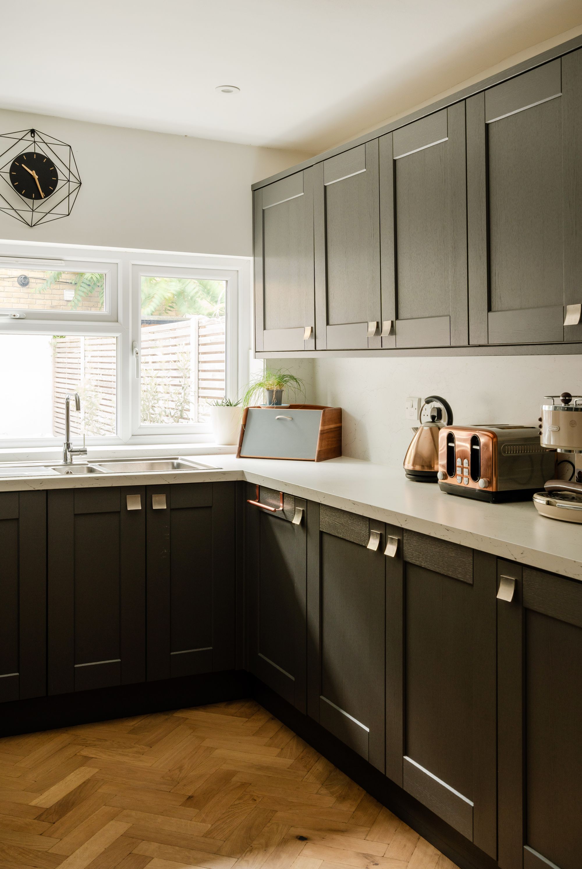 3 bed mid-terraced house for sale in Grove Road, Bushwood, Leytonstone, E11 - Property Image 17