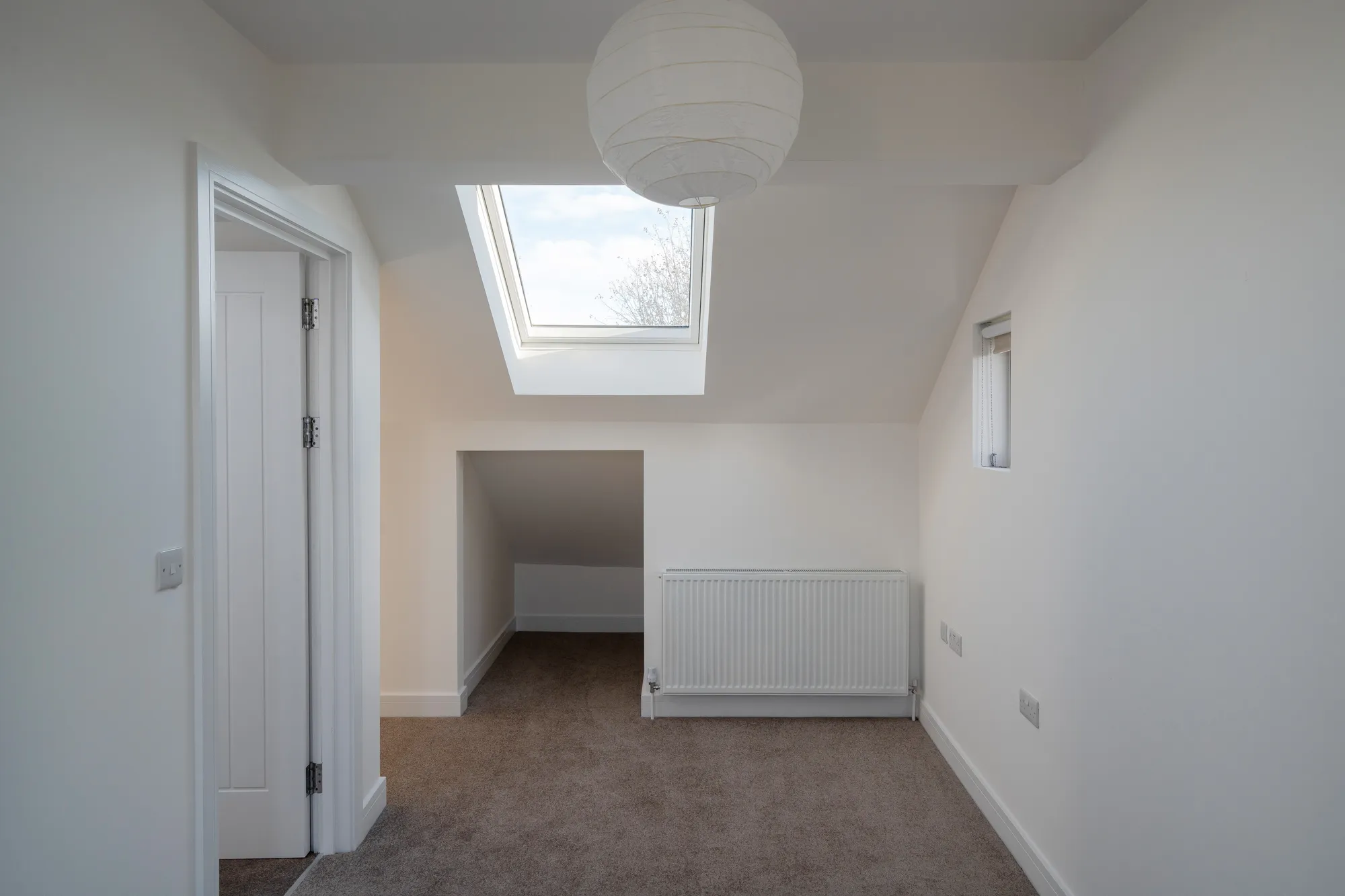 3 bed mid-terraced house to rent in Tavistock Road, London  - Property Image 24