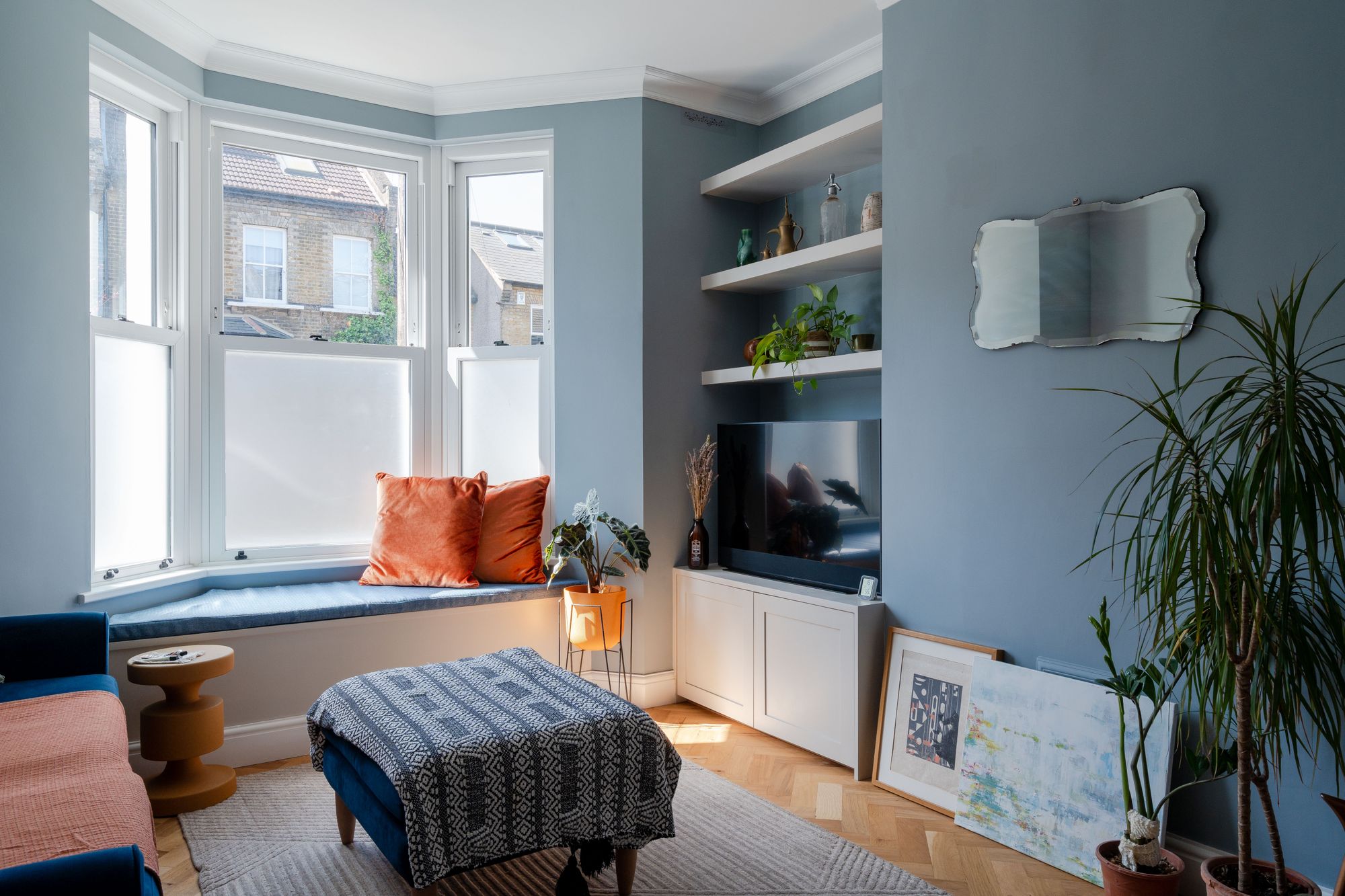 2 bed flat for sale in Barclay Road, Bushwood, London, E11  - Property Image 3