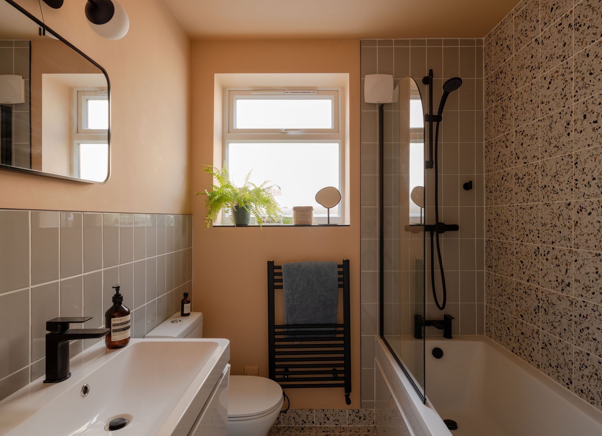 2 bed flat for sale in Barclay Road, Bushwood, London, E11  - Property Image 15