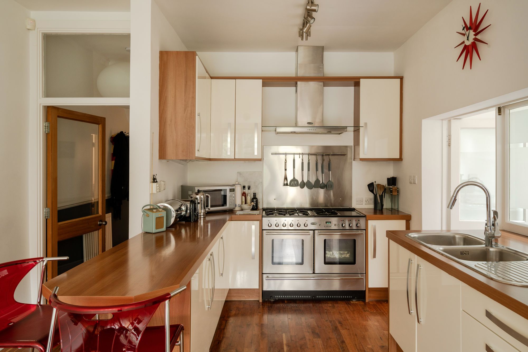 4 bed end of terrace house for sale in Preston Road, Upper Leytonstone, London, E11  - Property Image 13