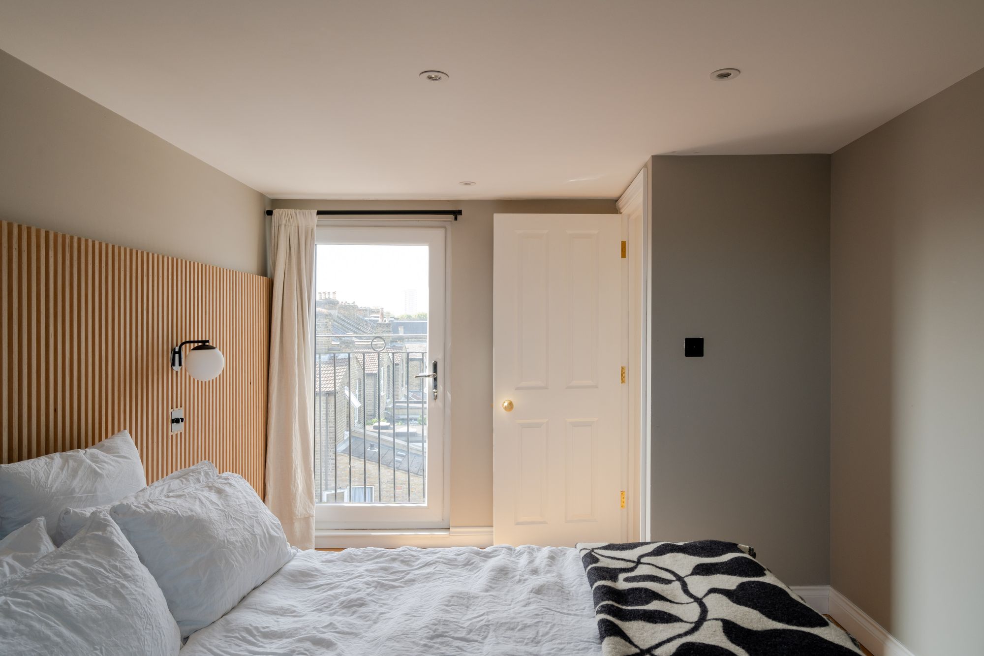 3 bed mid-terraced house for sale in Selby Road, Leytonstone, London, E11  - Property Image 28