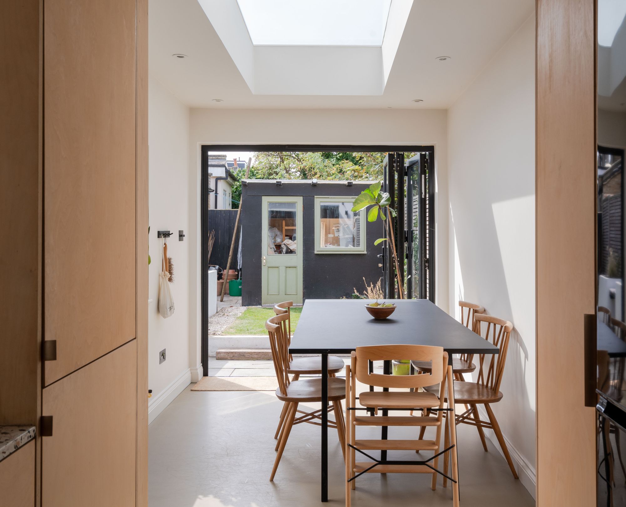 3 bed mid-terraced house for sale in Selby Road, Leytonstone, London, E11  - Property Image 9