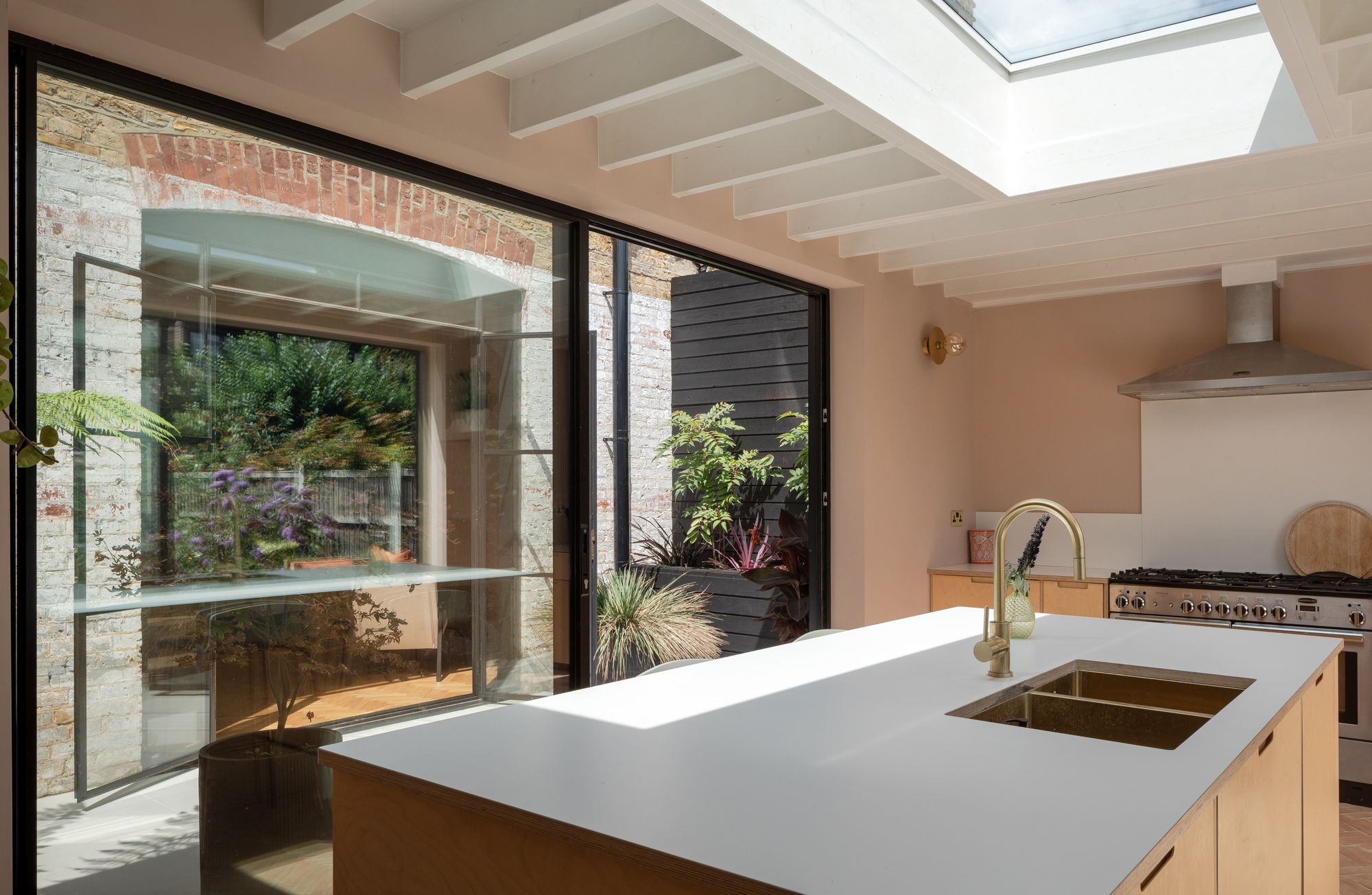 6 bed terraced house for sale in Forest Drive East, Upper Leytonstone, London, E11 - Property Image 25