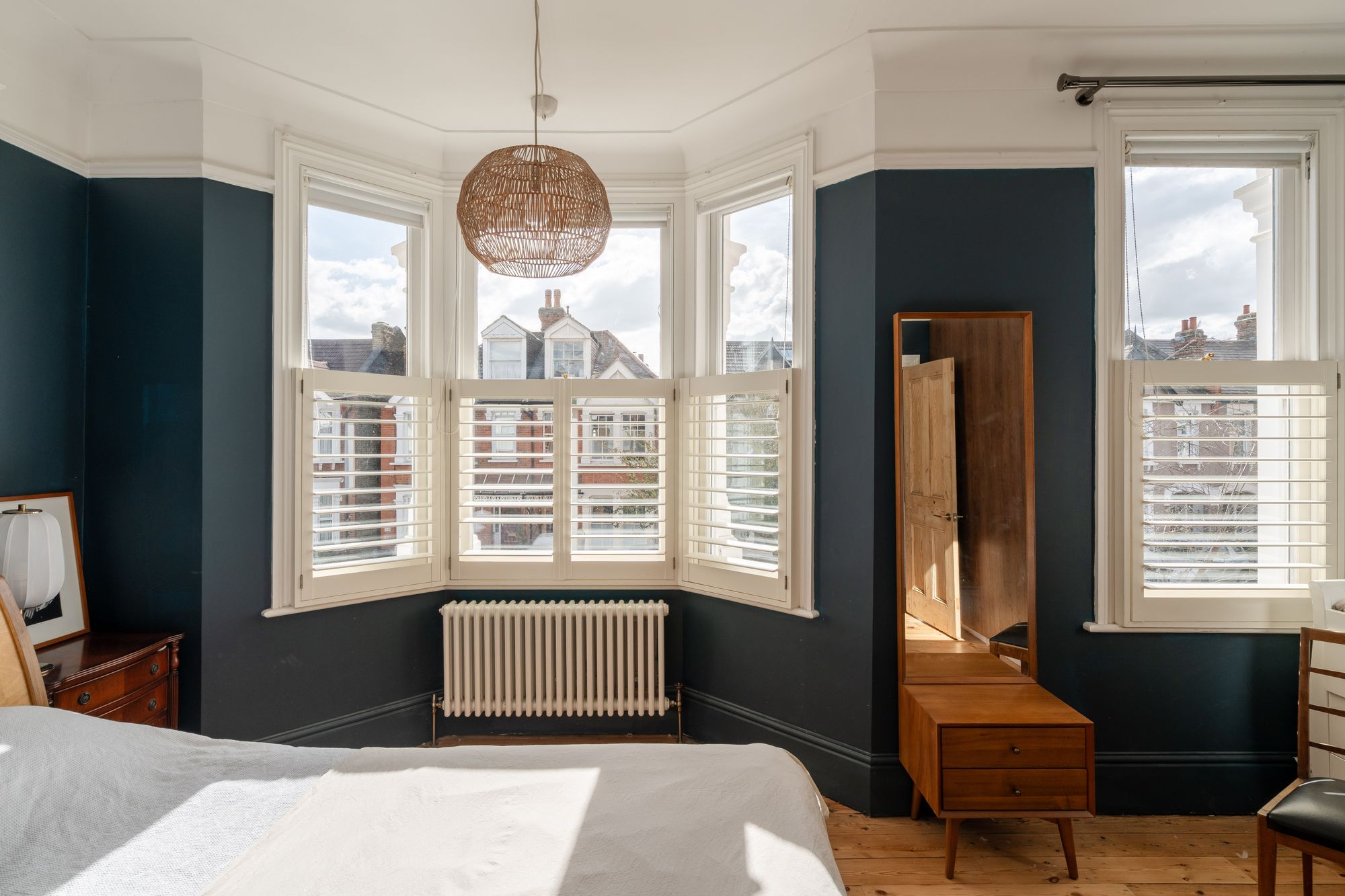 3 bed semi-detached house for sale in Herongate Road, Aldersbrook, London, E12  - Property Image 33