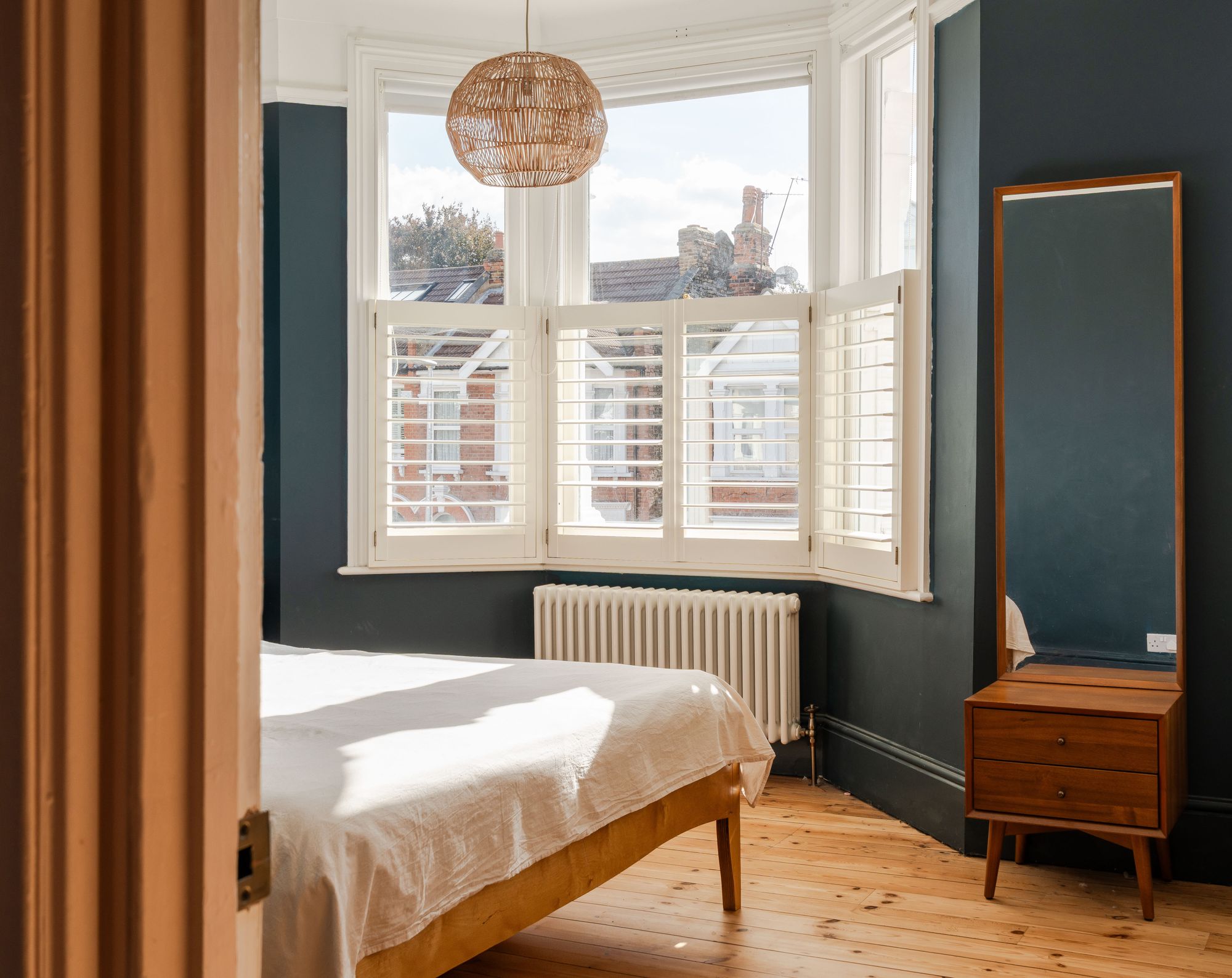 3 bed semi-detached house for sale in Herongate Road, Aldersbrook, London, E12  - Property Image 31