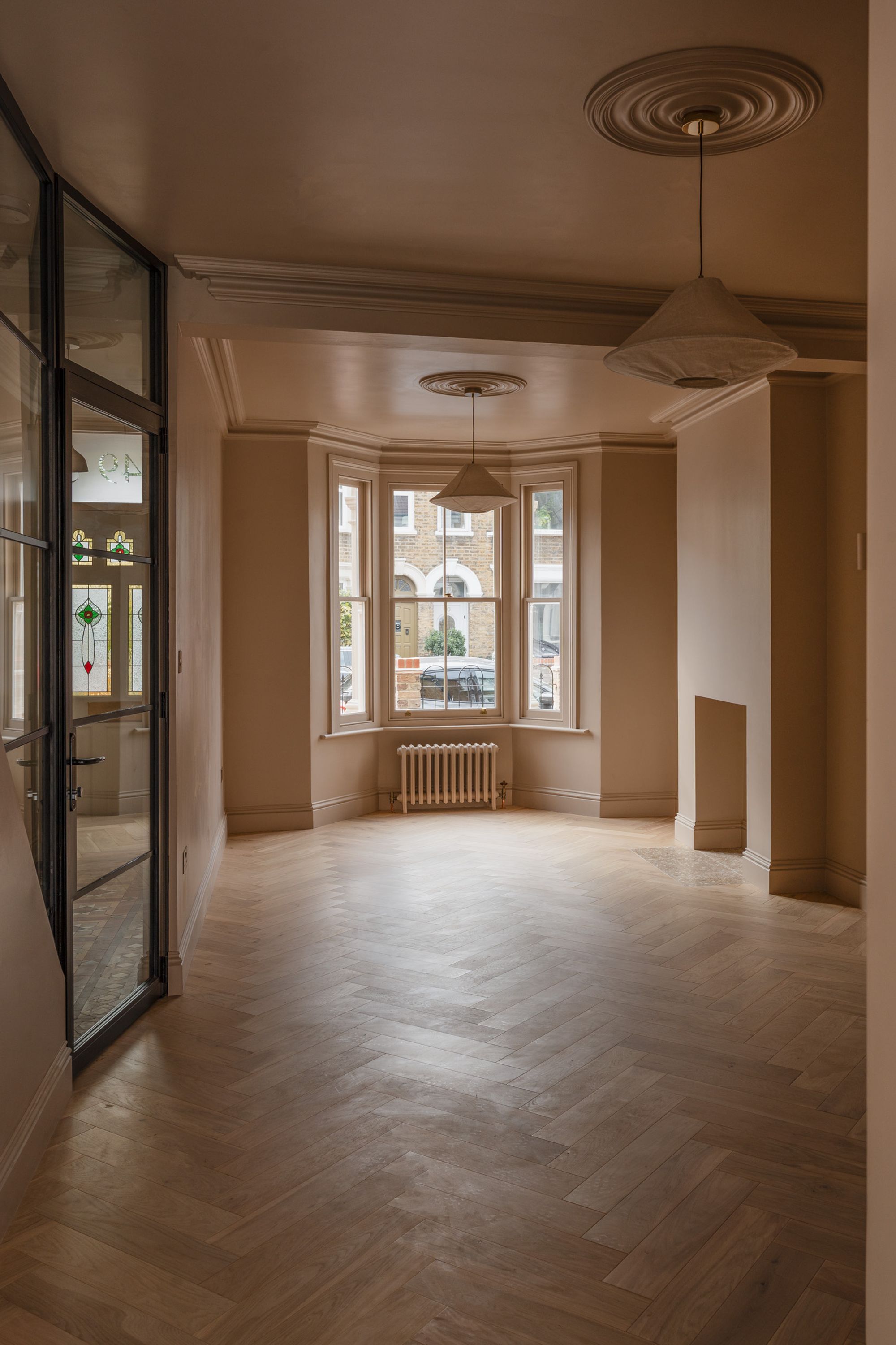 4 bed terraced house for sale in Sunnyside Road, Leyton, London, E10 - Property Image 2