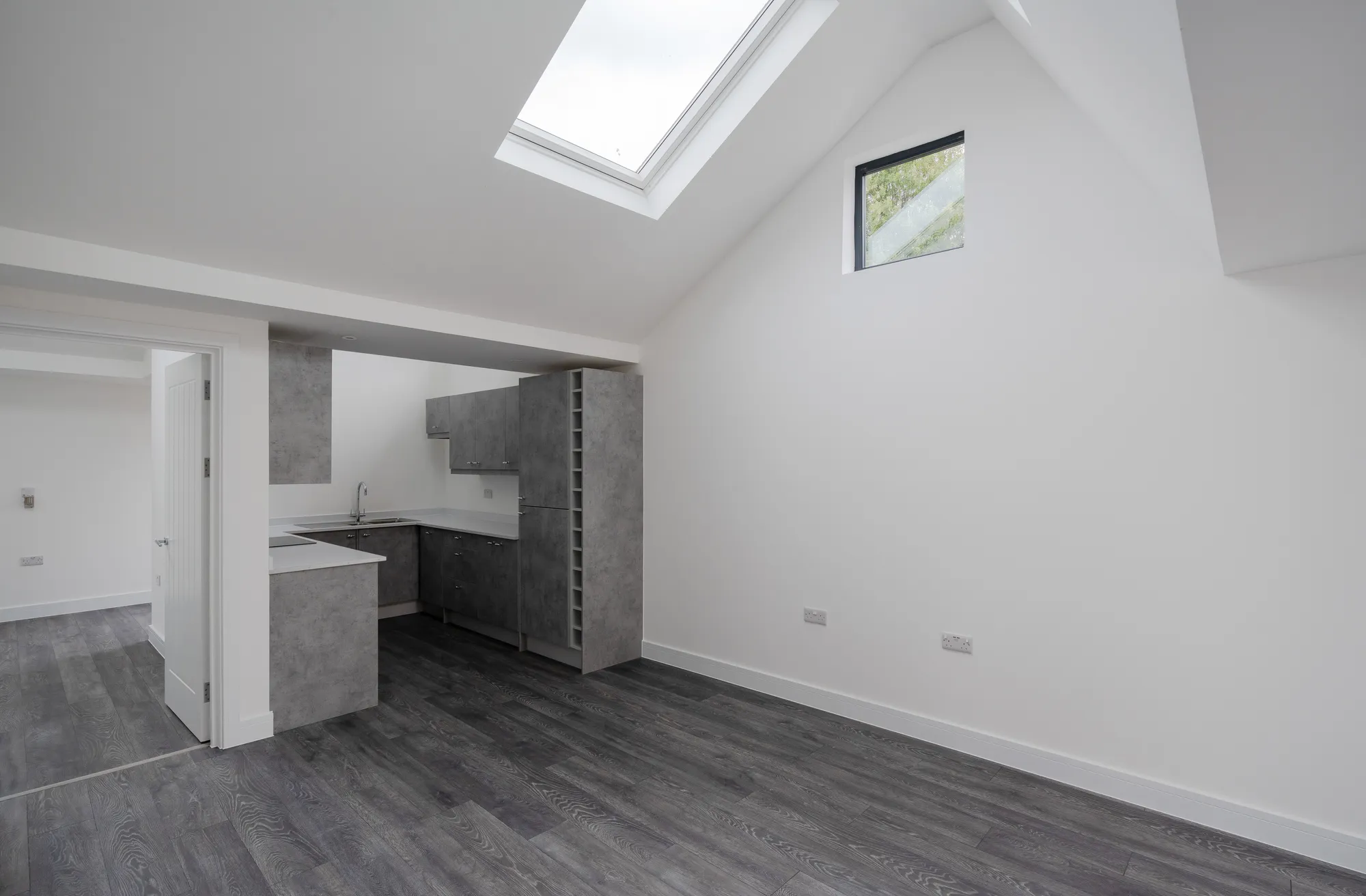 1 bed ground floor flat to rent in Tavistock Road, London  - Property Image 6
