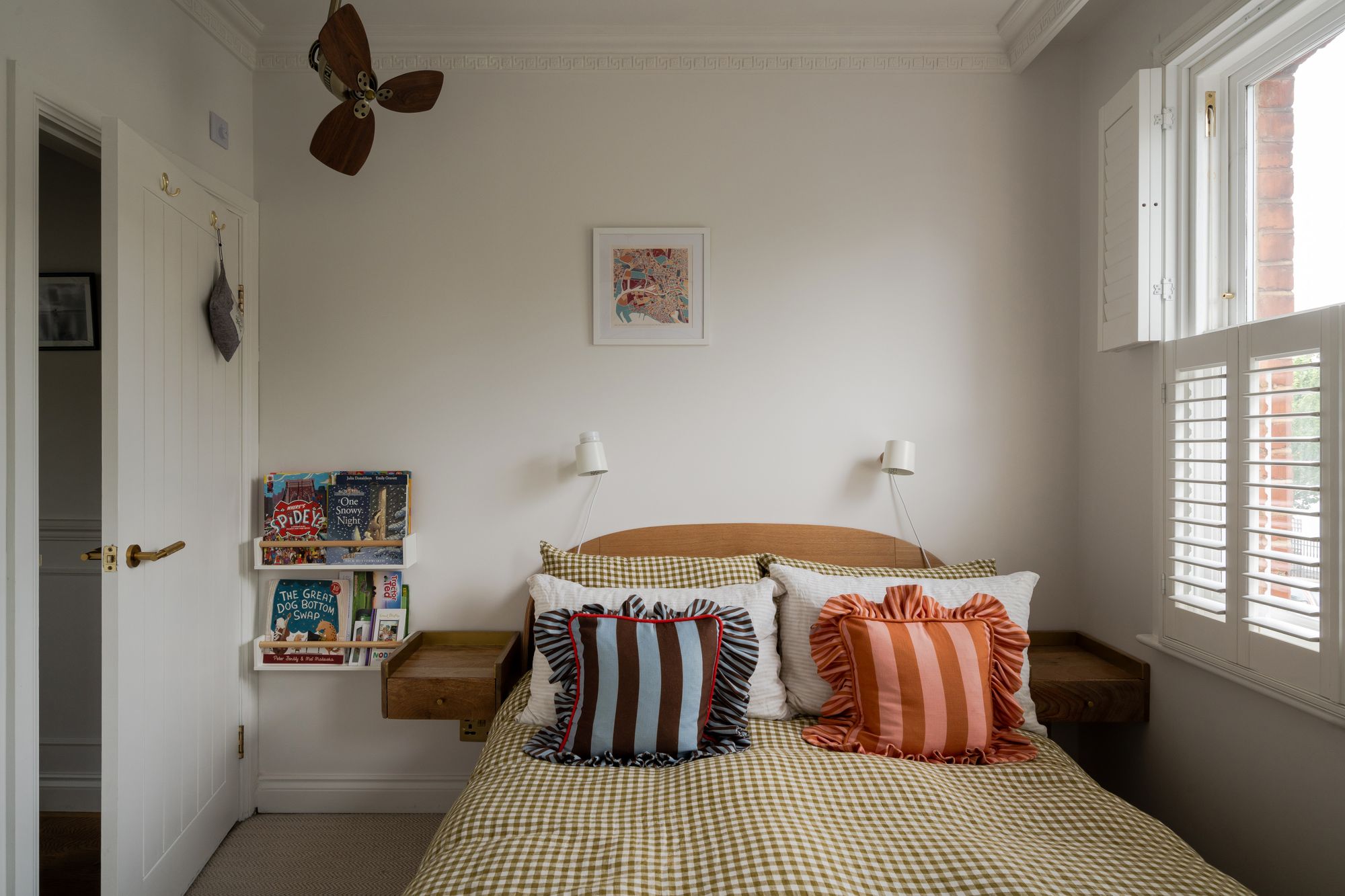 2 bed terraced house for sale in Farmer Road, Leyton, London, E10  - Property Image 16