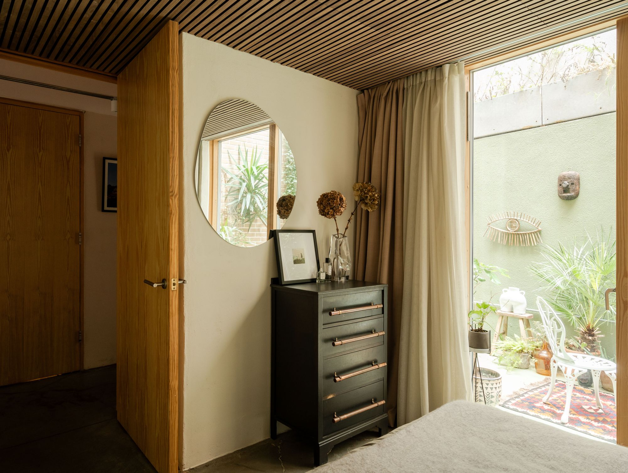 2 bed flat for sale in Belsham Street, Hackney, London, E9  - Property Image 30