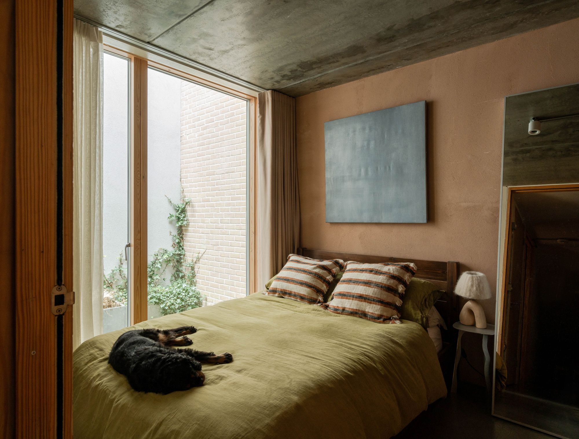 2 bed flat for sale in Belsham Street, Hackney, London, E9  - Property Image 13