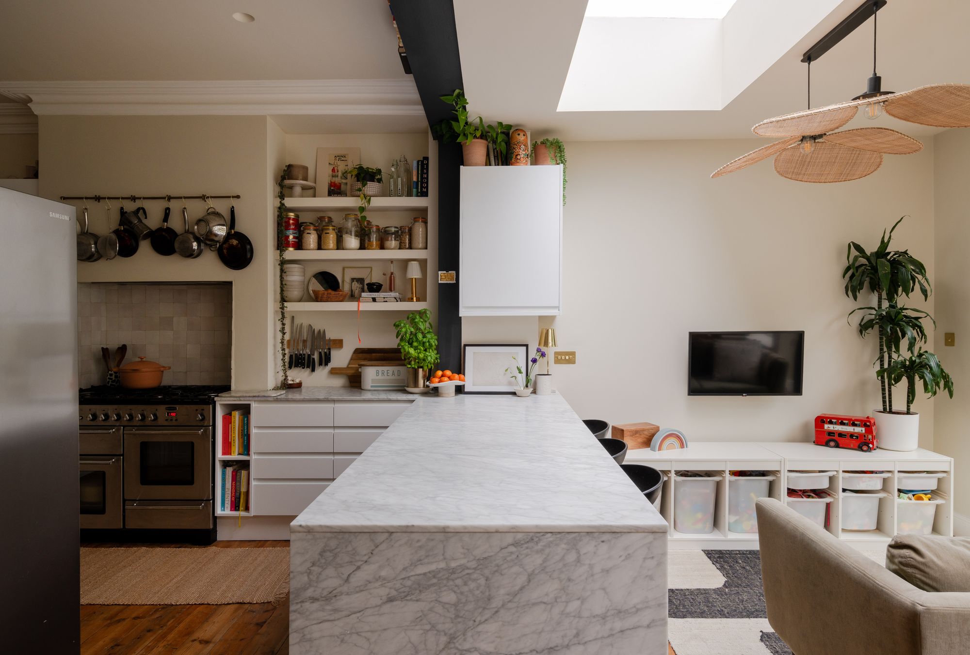 3 bed terraced house for sale in Twickenham Road, Leytonstone, London, E11 - Property Image 13