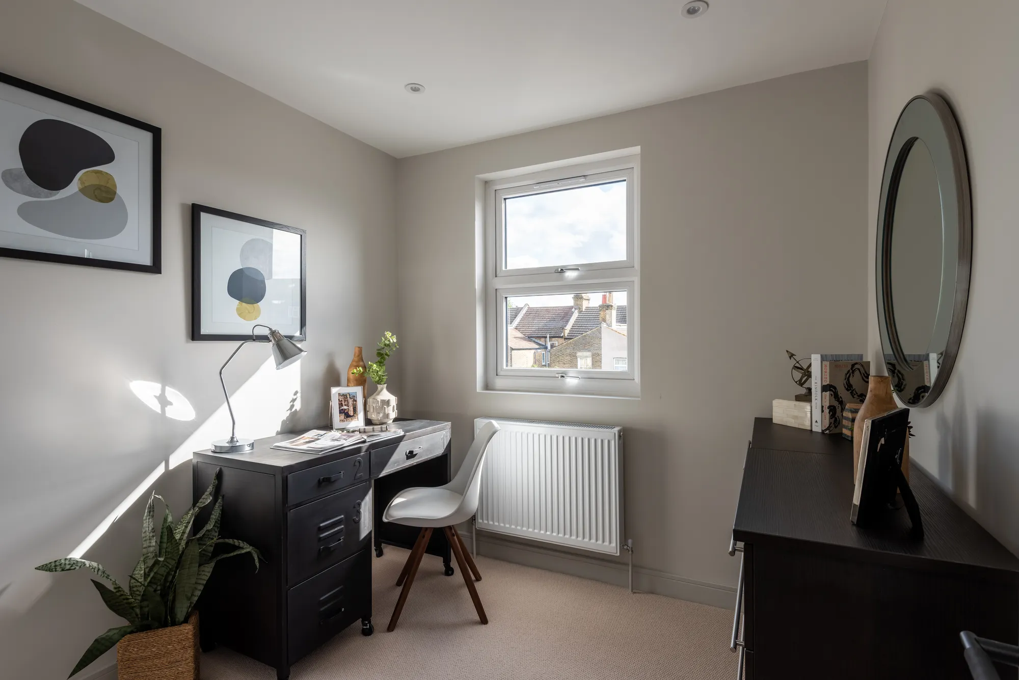 4 bed mid-terraced house for sale in St. Georges Road, London  - Property Image 34