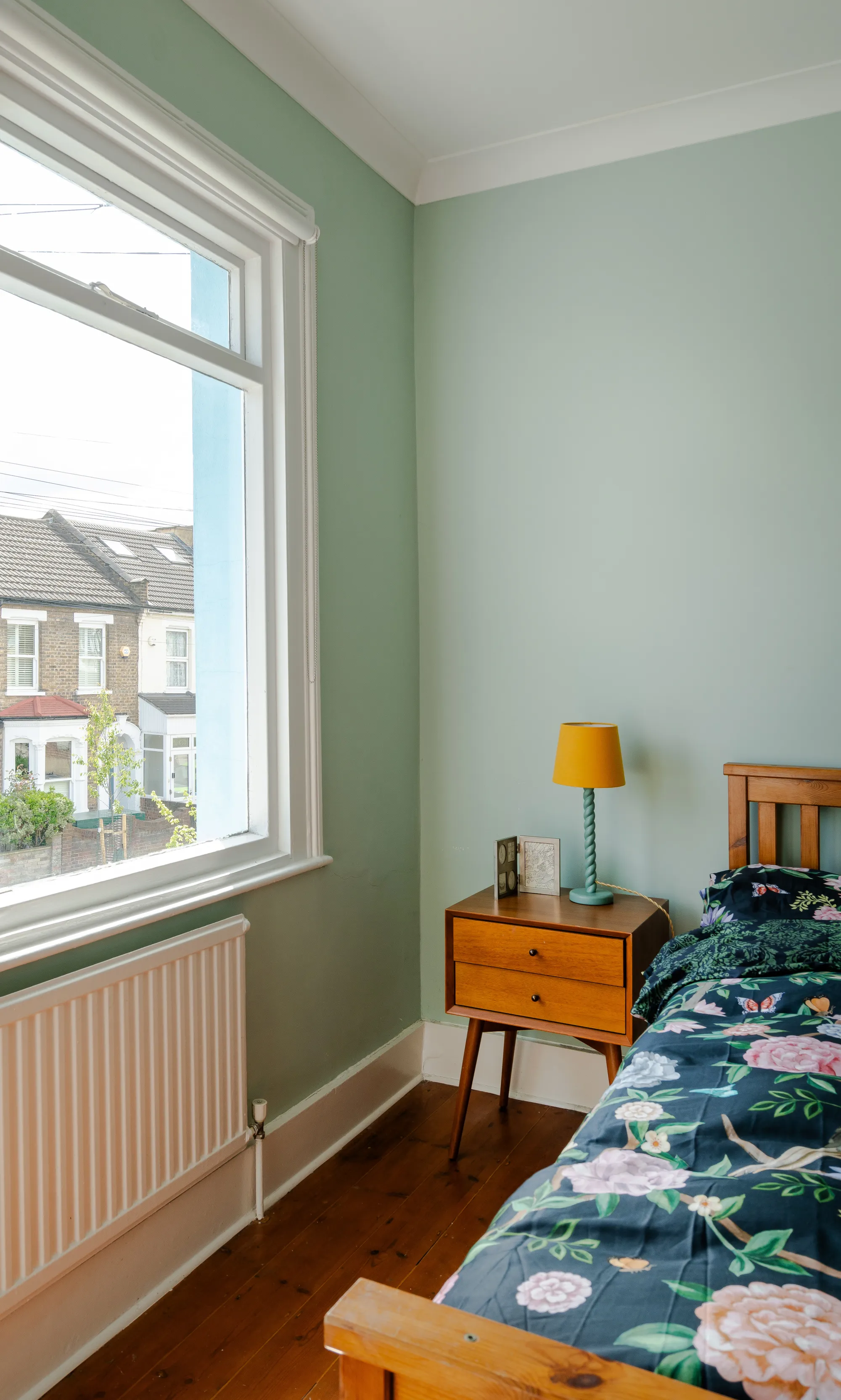 3 bed mid-terraced house for sale in Frith Road, Leytonstone  - Property Image 16