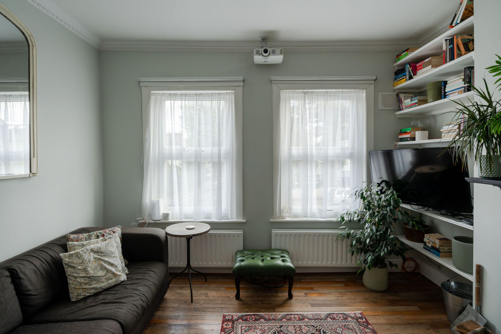 2 bed flat for sale in Hainault Road, Upper Leytonstone, London, E11  - Property Image 3