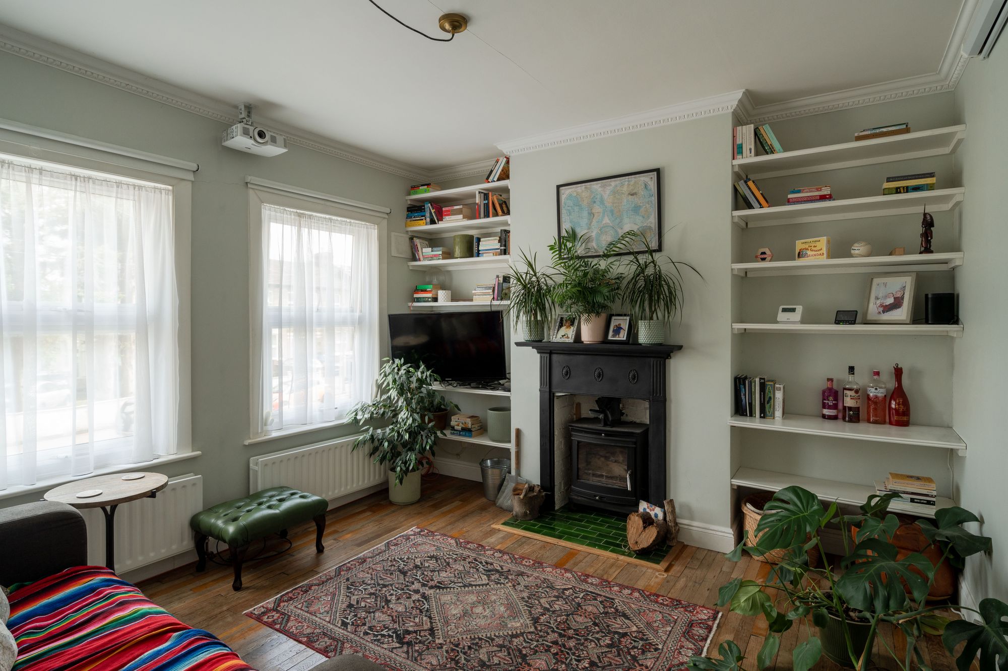 Hainault Road, Upper Leytonstone, London, E11