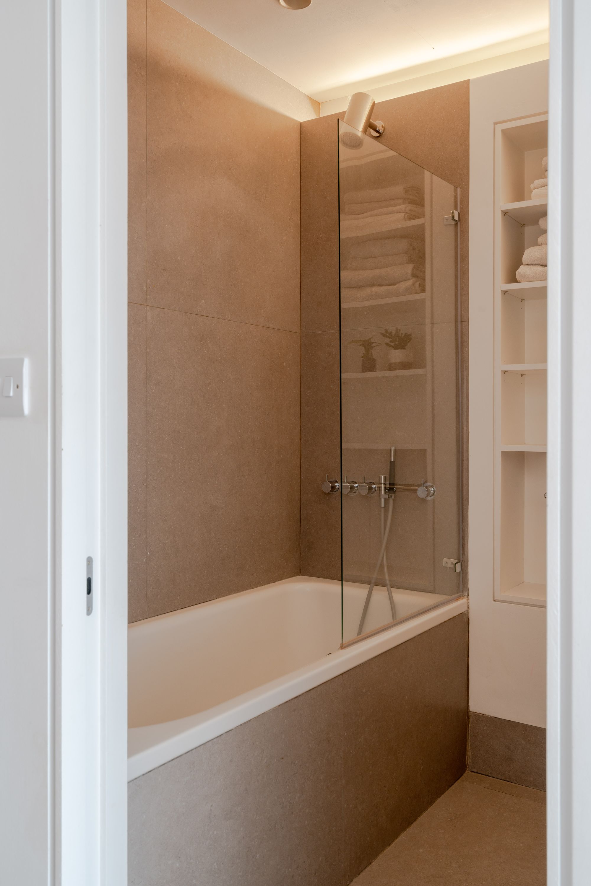 2 bed terraced house for sale in Forest Road, Upper Leytonstone, London, E11 - Property Image 13