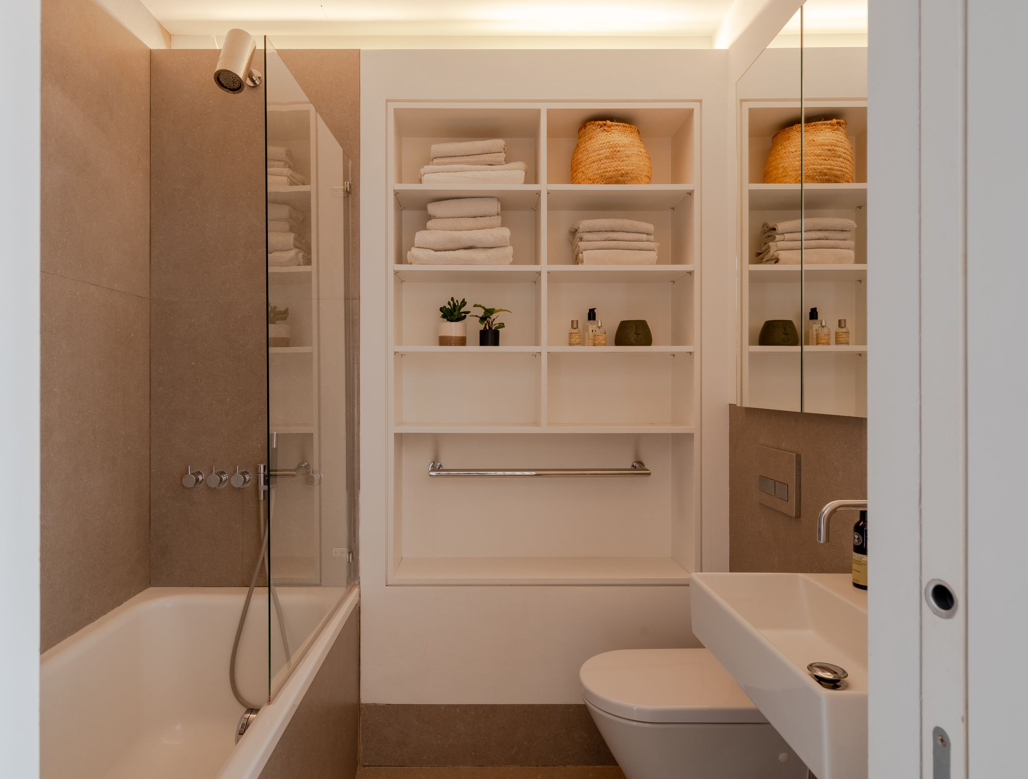 2 bed terraced house for sale in Forest Road, Upper Leytonstone, London, E11 - Property Image 11