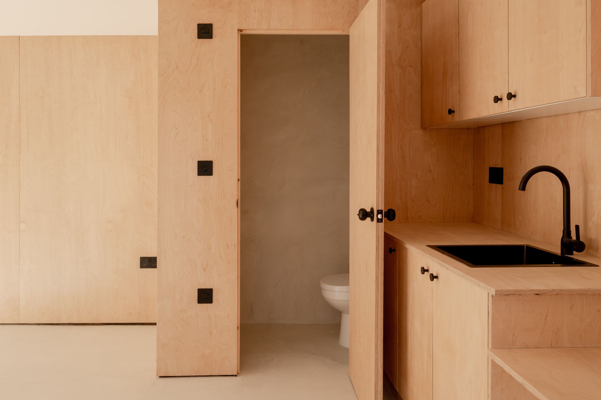 4 bed end of terrace house for sale in Woodriffe Road, Leytonstone, London, E11  - Property Image 64