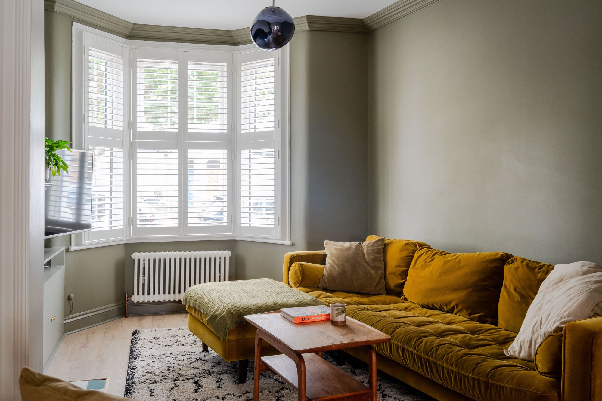 4 bed terraced house for sale in Farmer Road, Leyton, London, E10  - Property Image 4