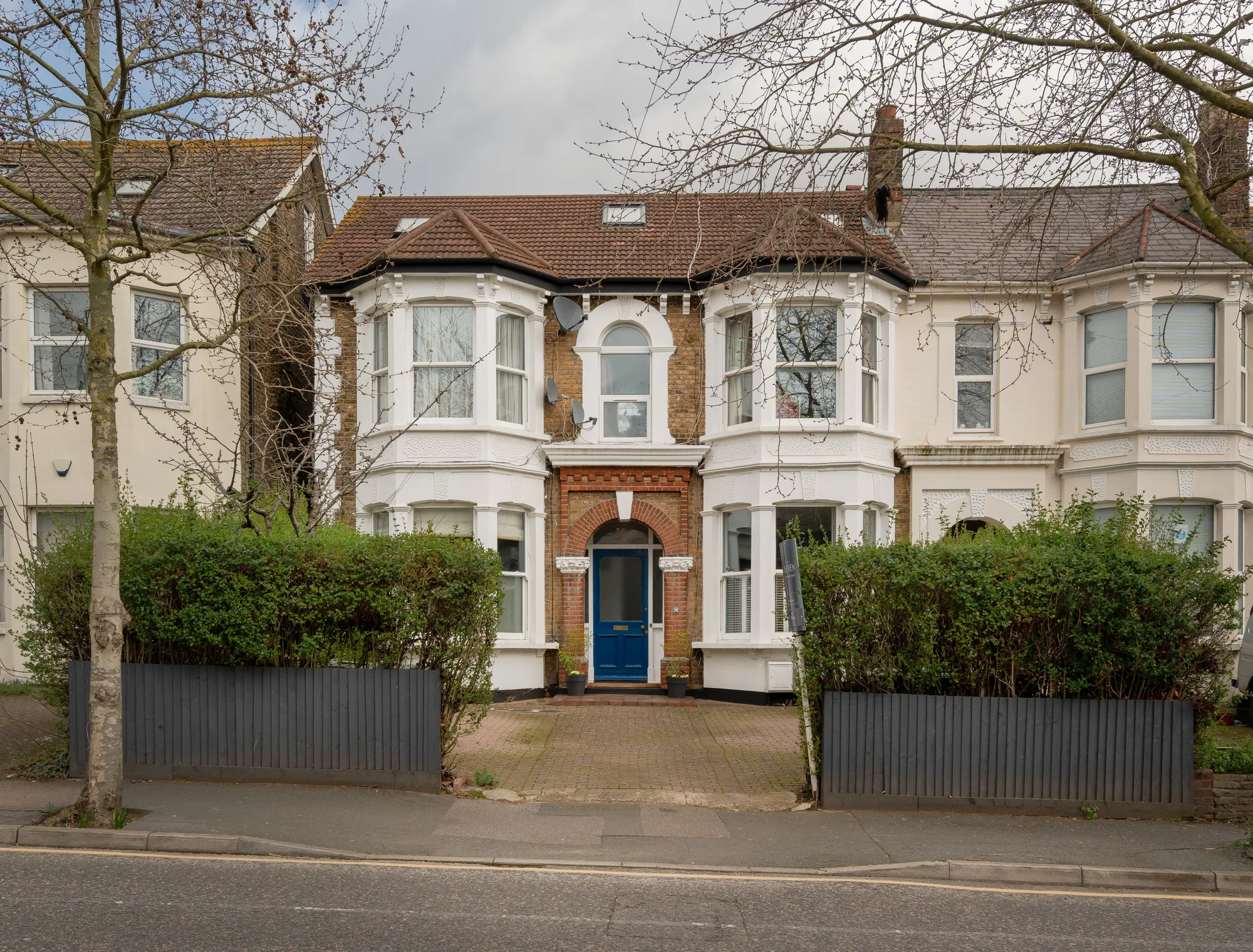 2 bed flat for sale in Fairlop Road, Upper Leytonstone  - Property Image 2
