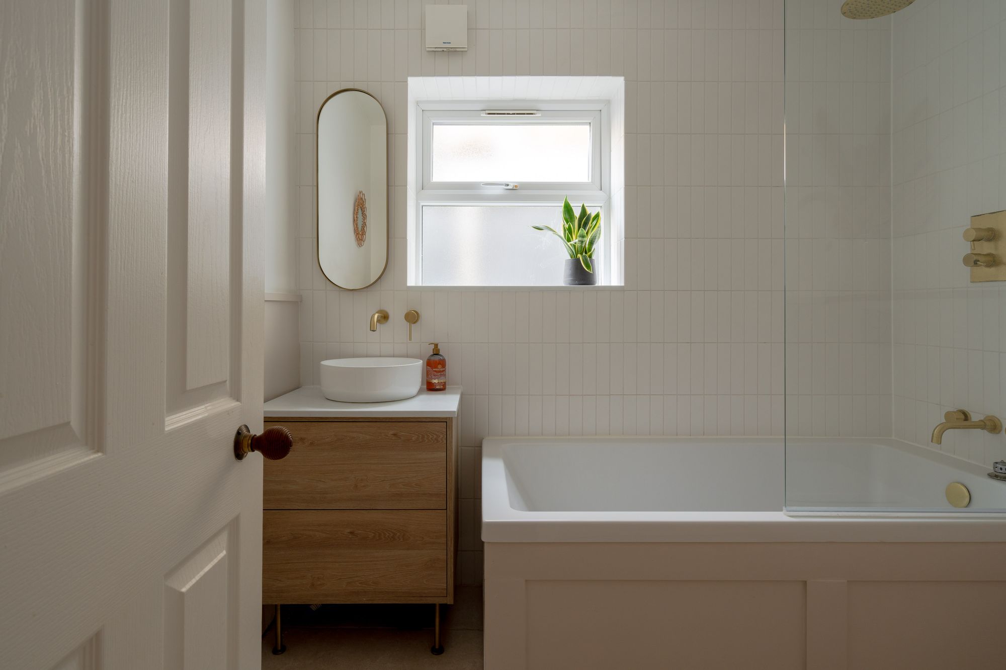 2 bed flat for sale in Albert Road, Leyton, London, E10  - Property Image 11