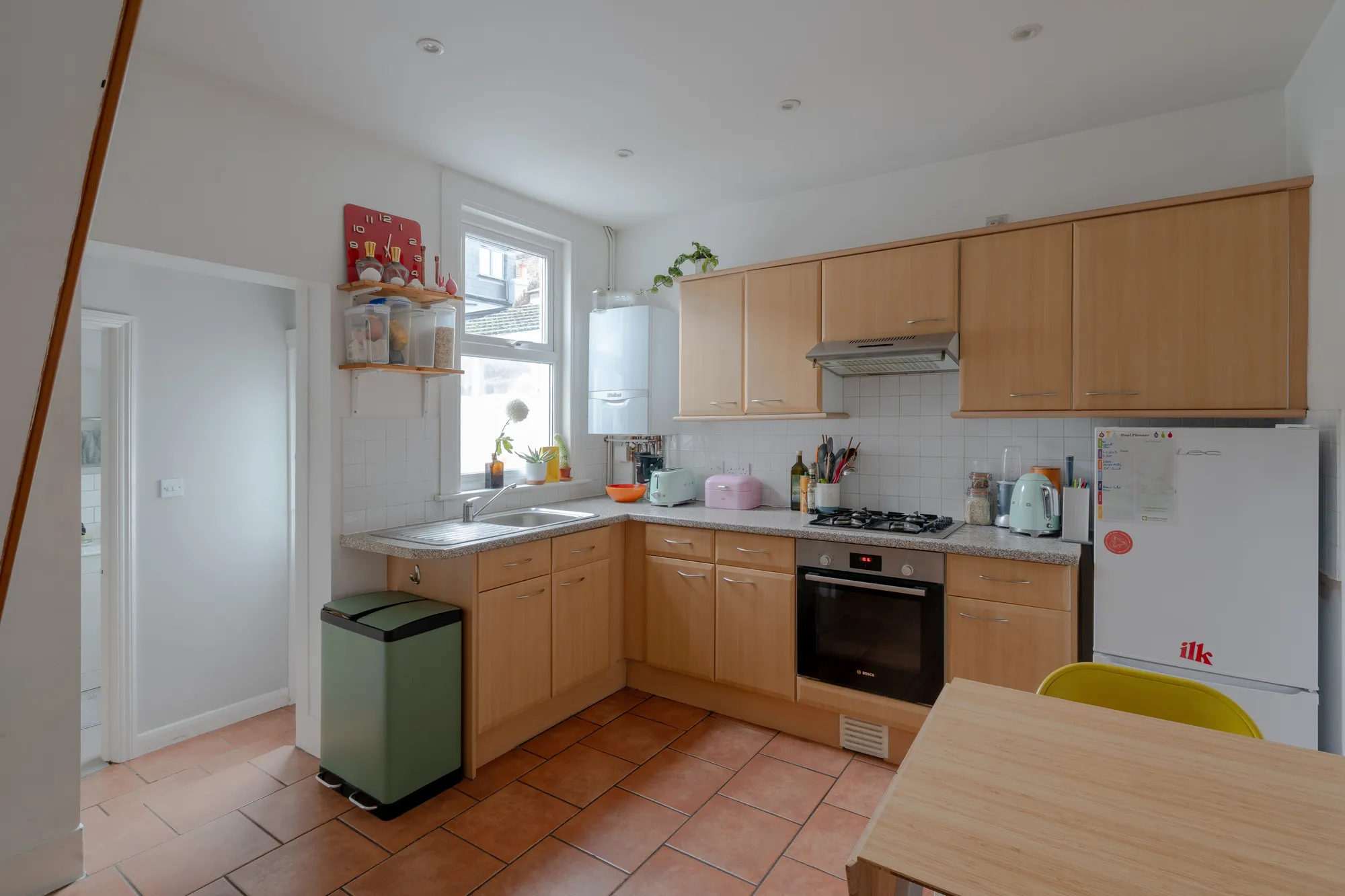 2 bed mid-terraced house to rent in Tennyson Road, London  - Property Image 8