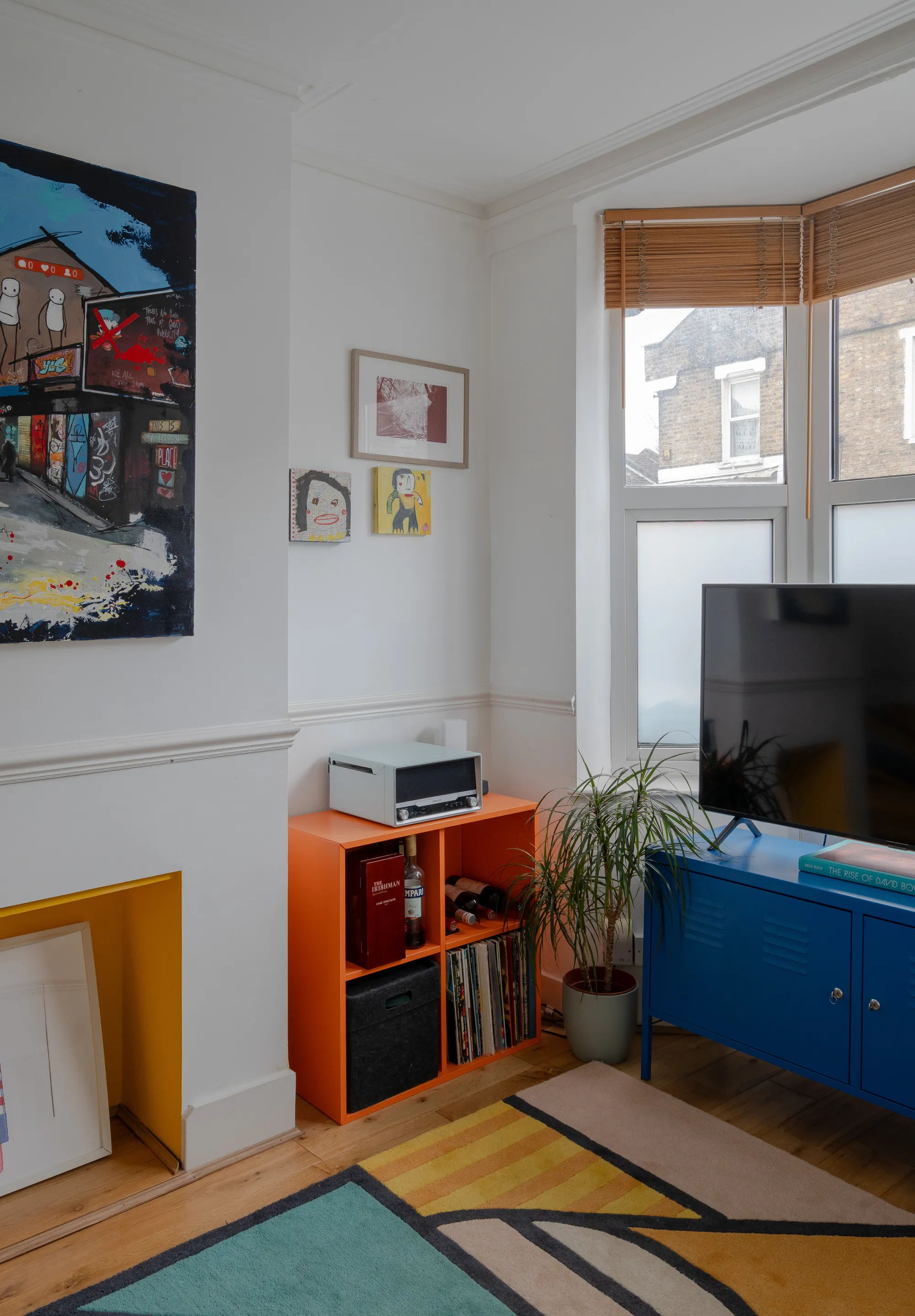 2 bed mid-terraced house to rent in Tennyson Road, London  - Property Image 4