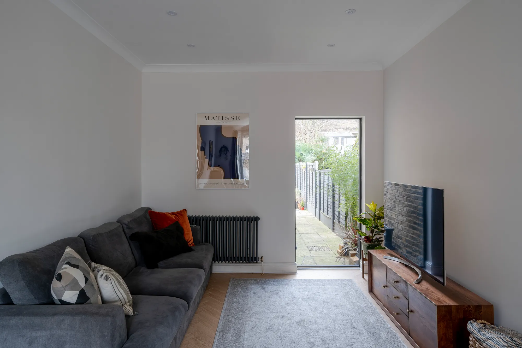 3 bed mid-terraced house for sale in Elm Road, Leytonstone  - Property Image 8