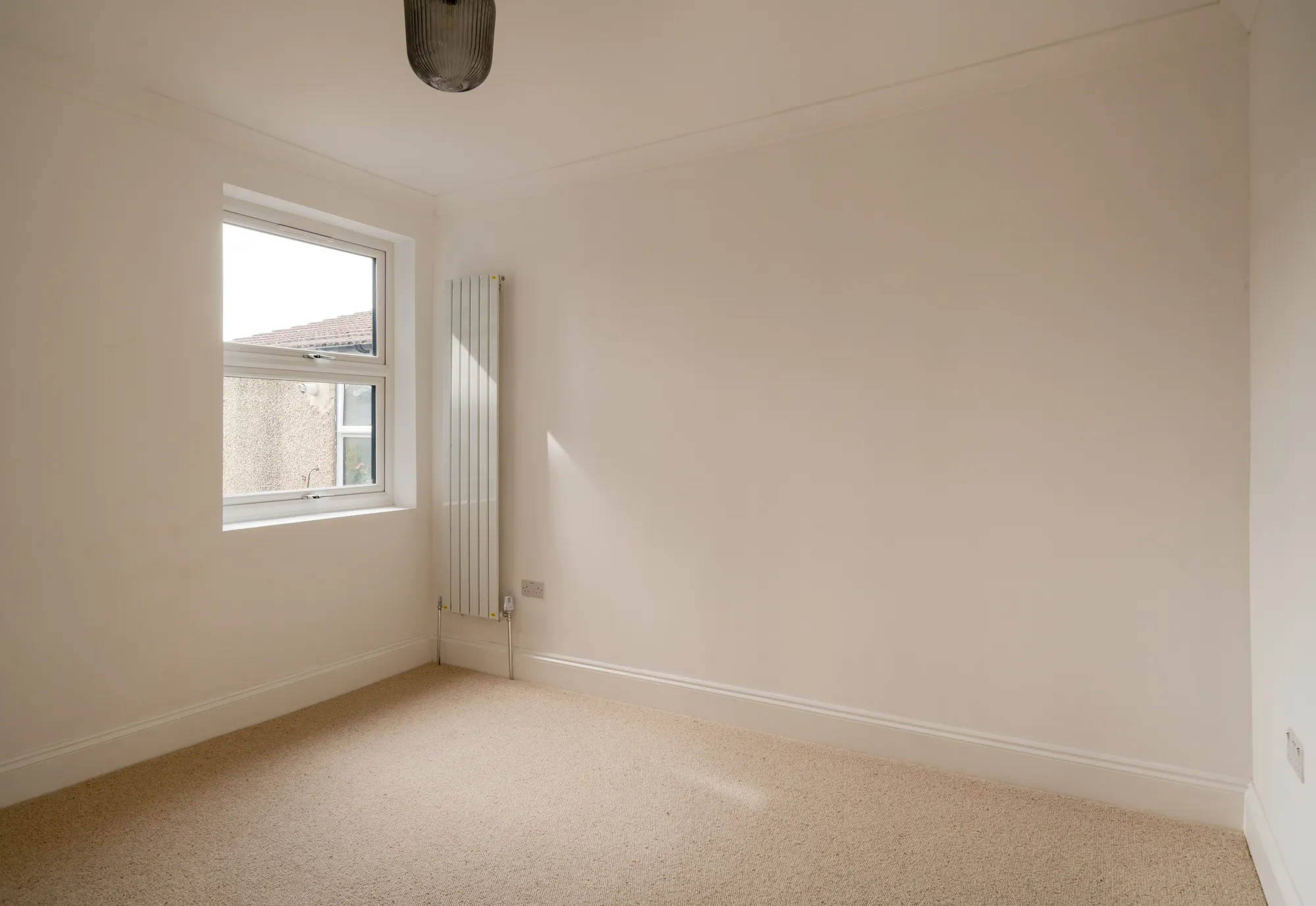 5 bed mid-terraced house for sale in Canterbury Road, Leyton  - Property Image 28
