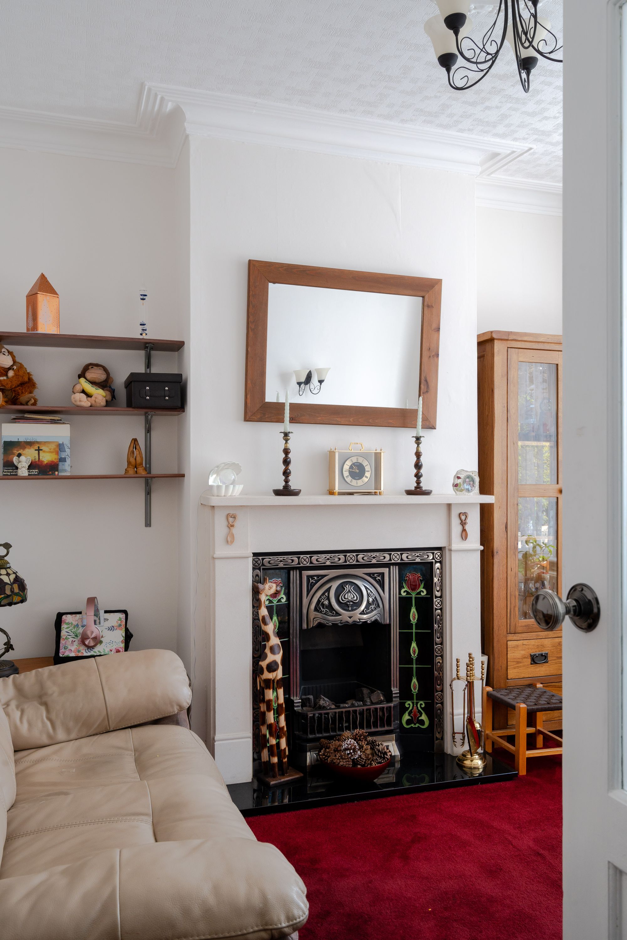 3 bed terraced house for sale in Worsley Road, Leytonstone, London, E11  - Property Image 3