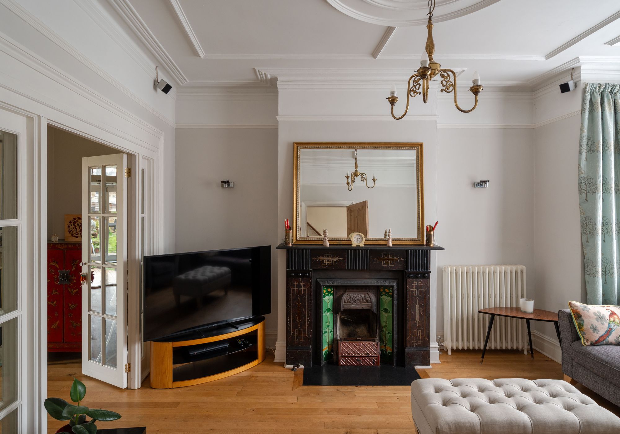 5 bed terraced house for sale in Hainault Road, Upper Leytonstone, London, E11  - Property Image 3